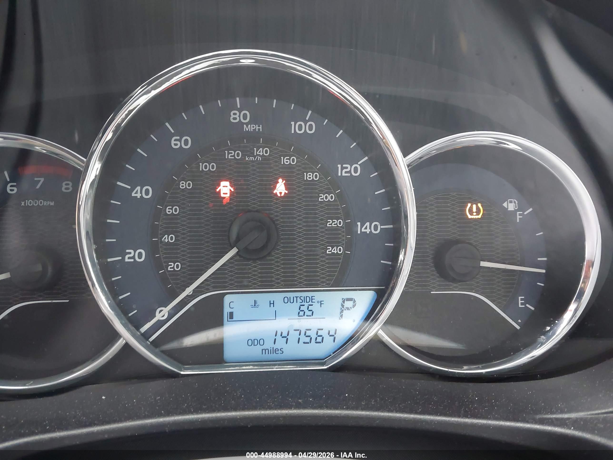 TOYOTA COROLLA image 7