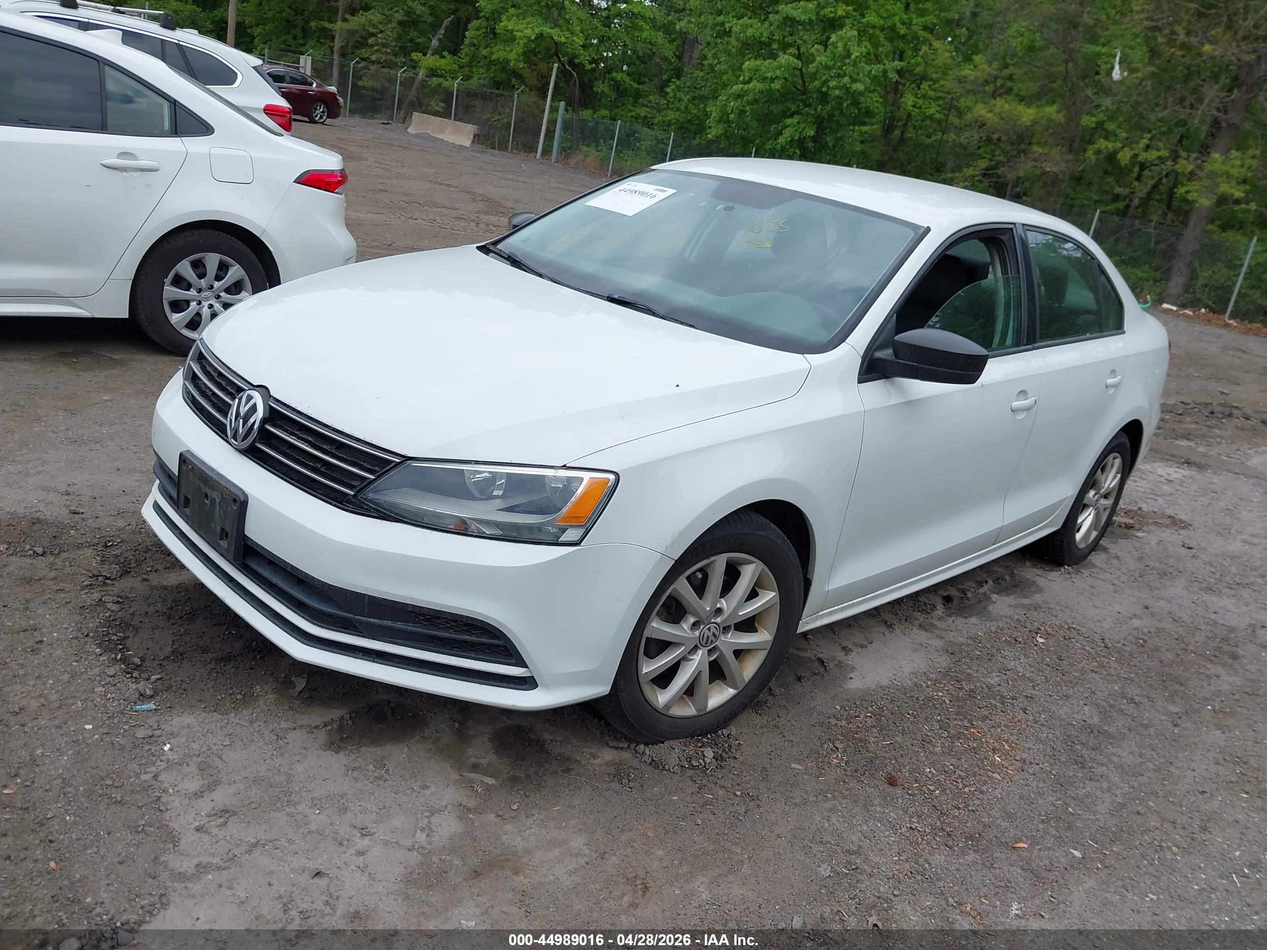 VOLKSWAGEN JETTA image 2