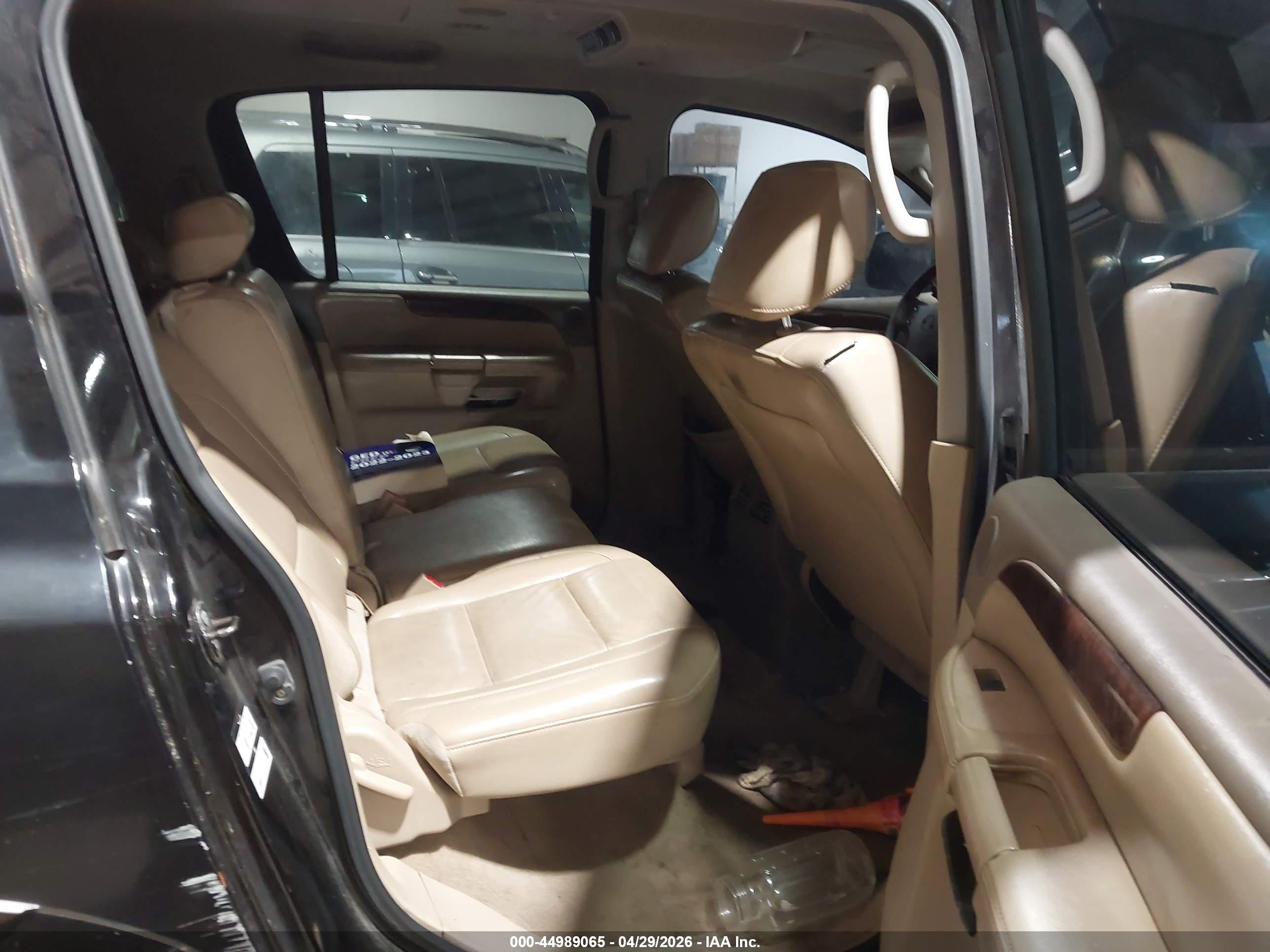 NISSAN ARMADA image 8