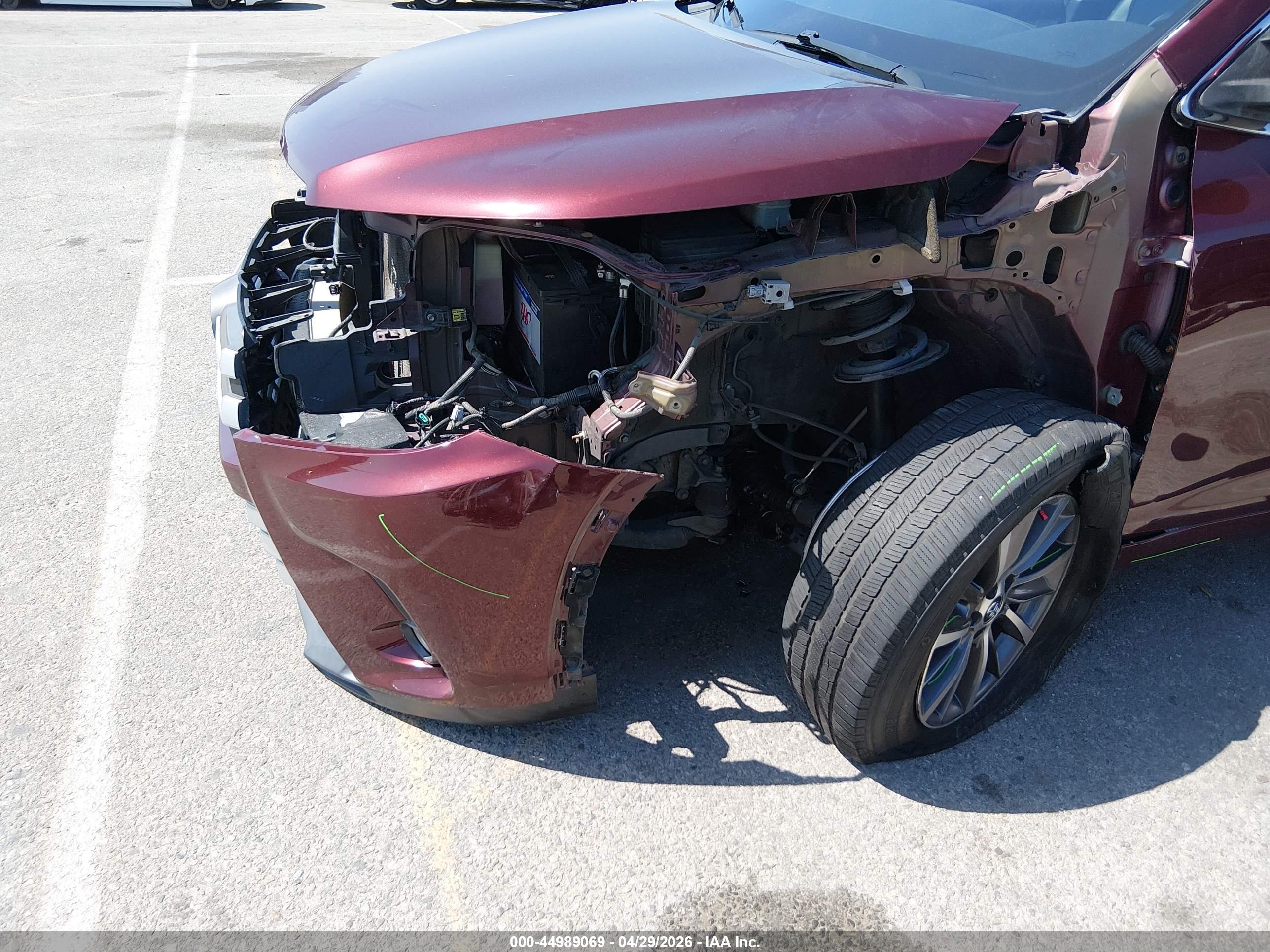 TOYOTA HIGHLANDER image 6