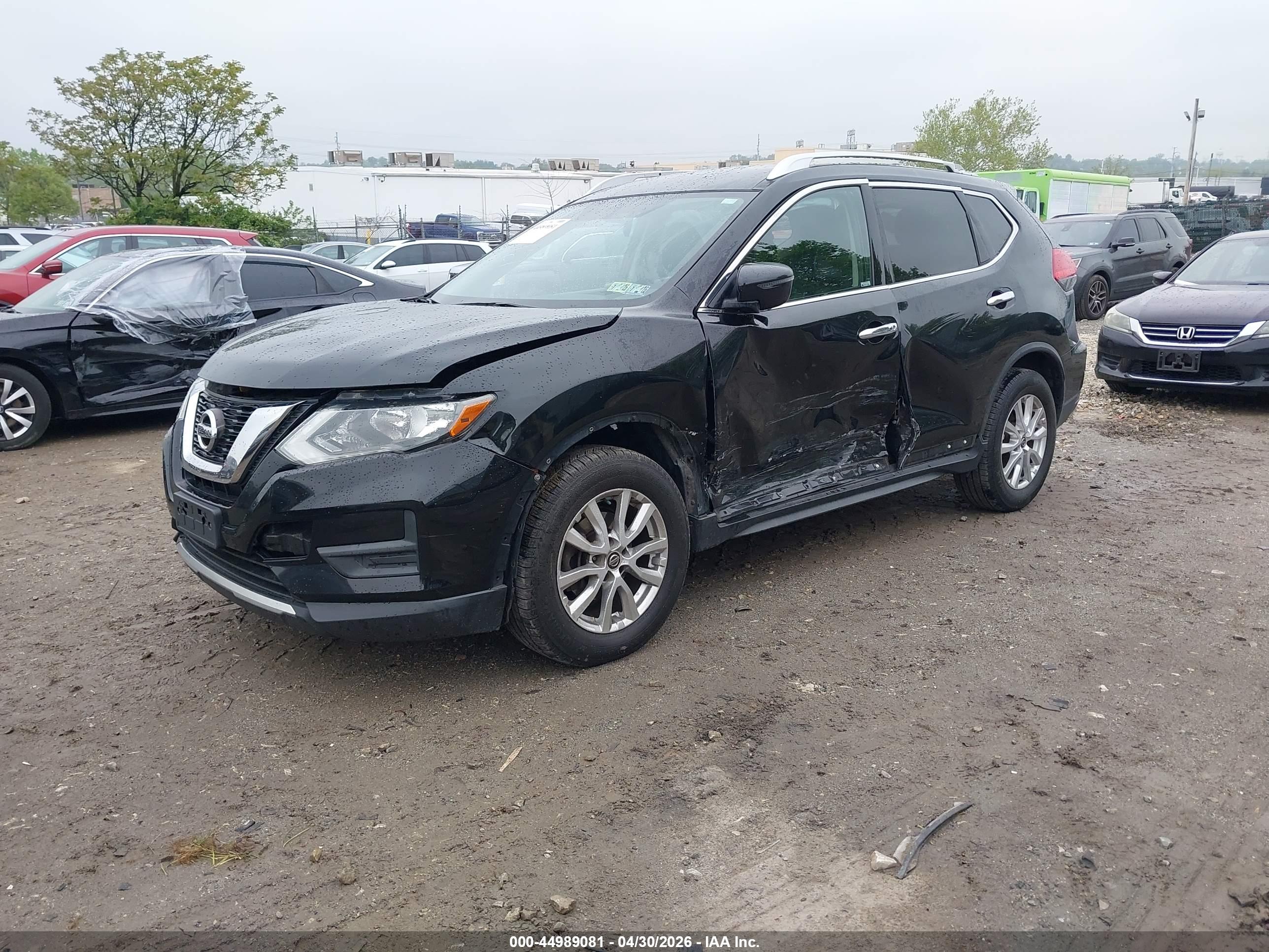 NISSAN ROGUE image 2