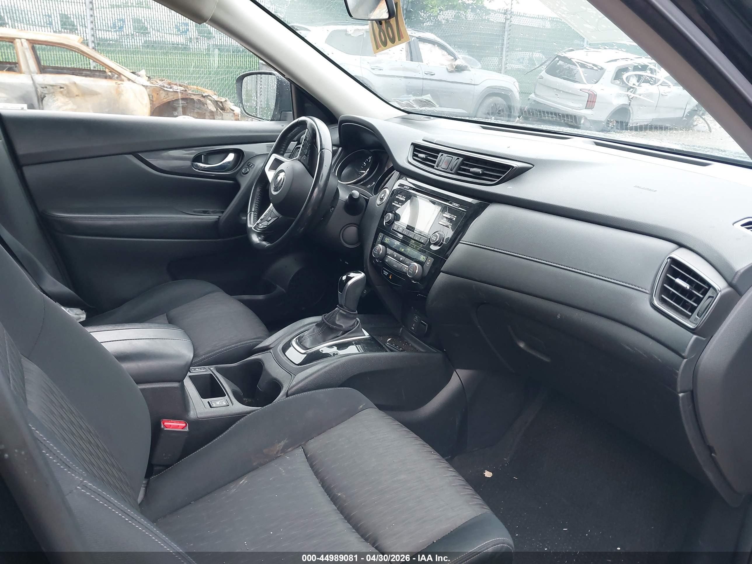 NISSAN ROGUE image 5