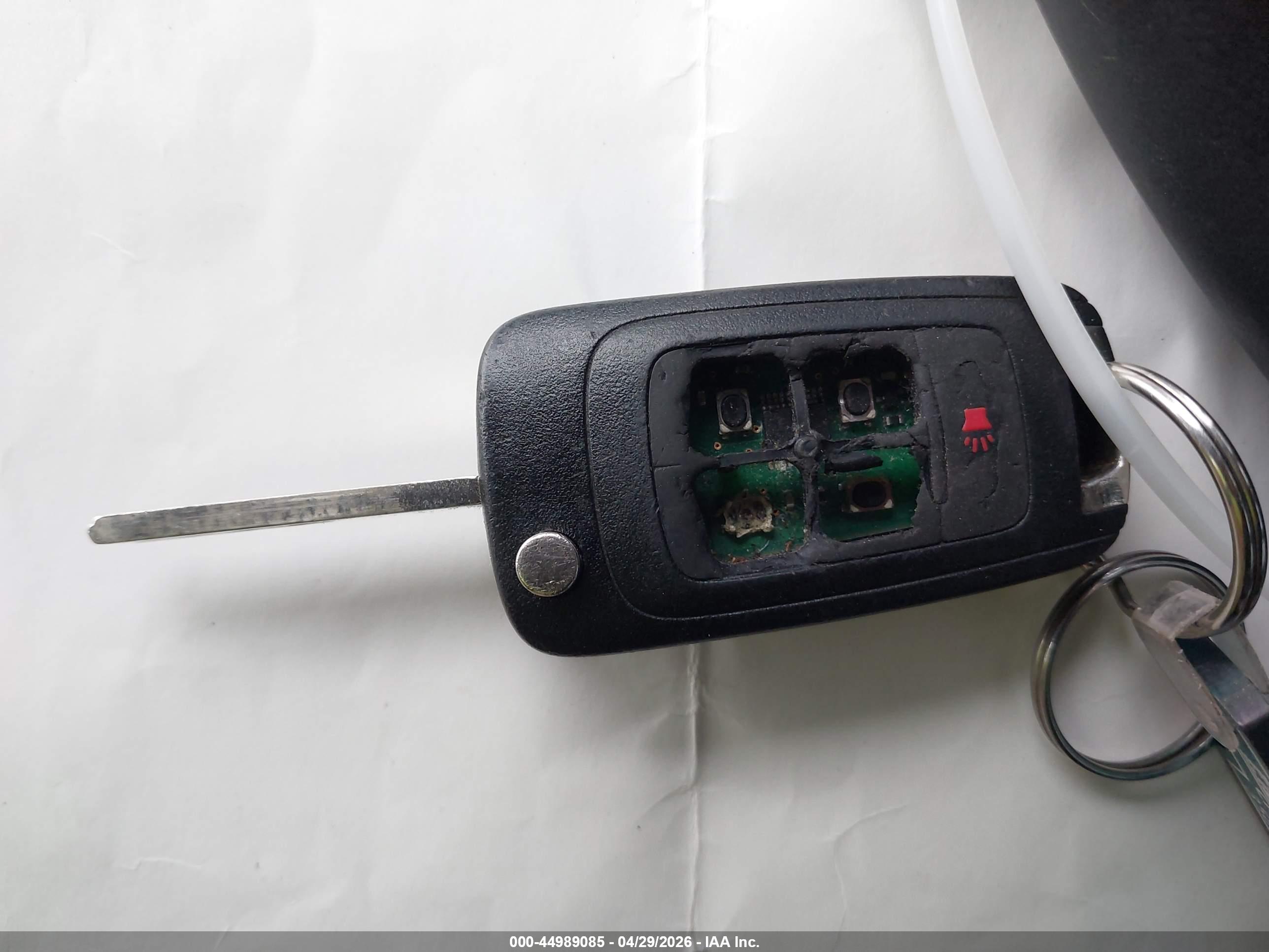 CHEVROLET EQUINOX image 11