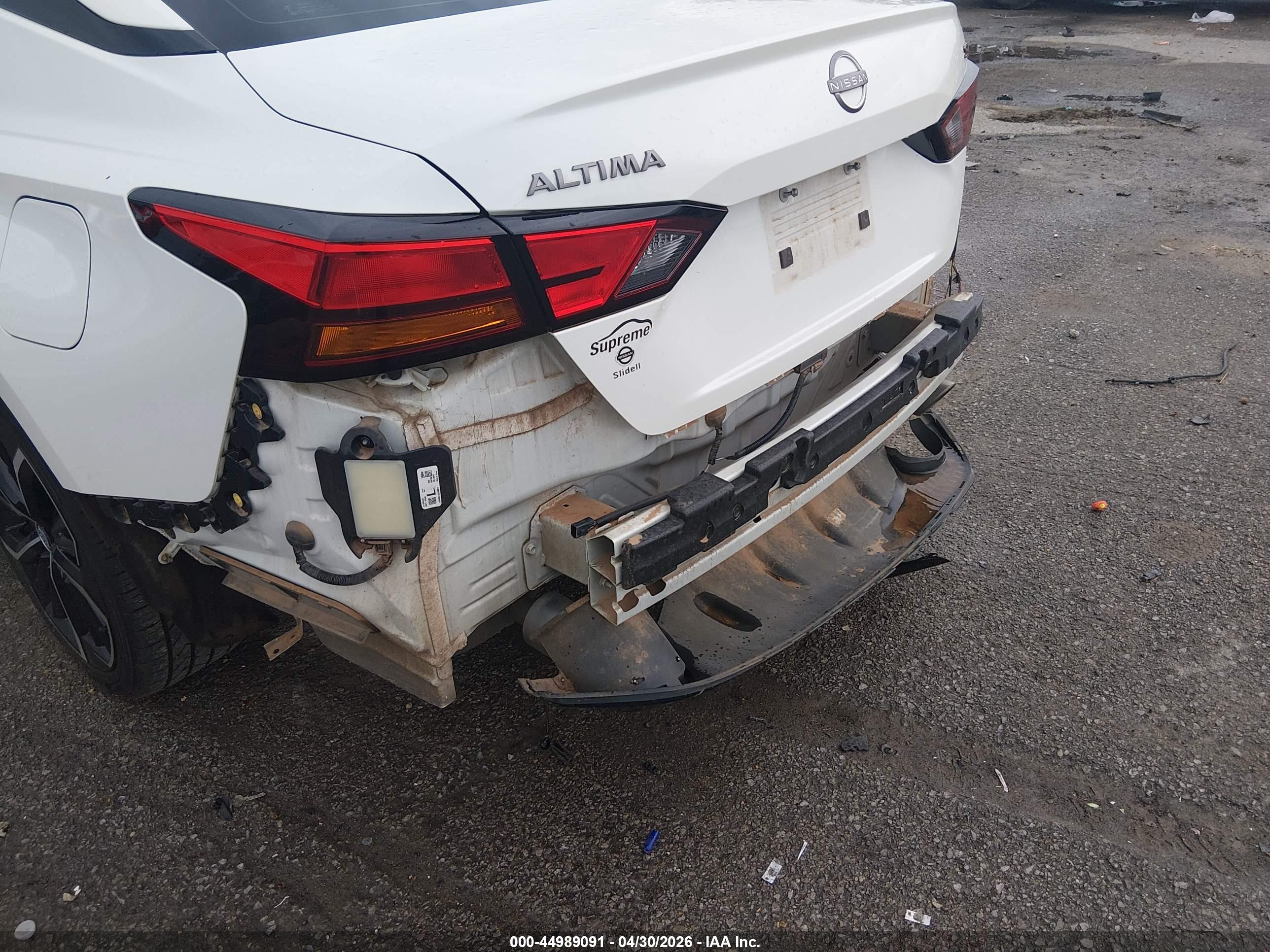 NISSAN ALTIMA image 6