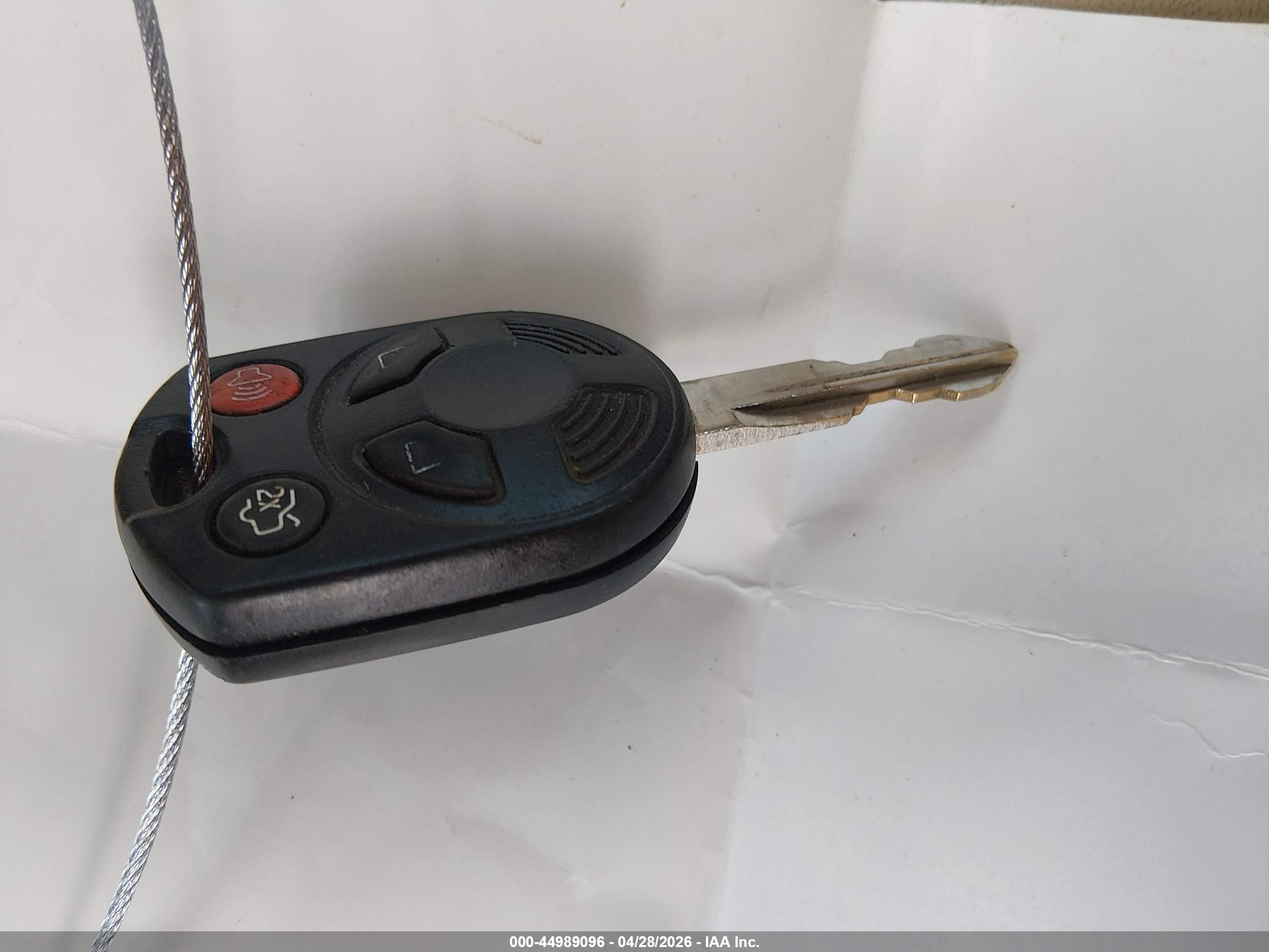 FORD ESCAPE image 11