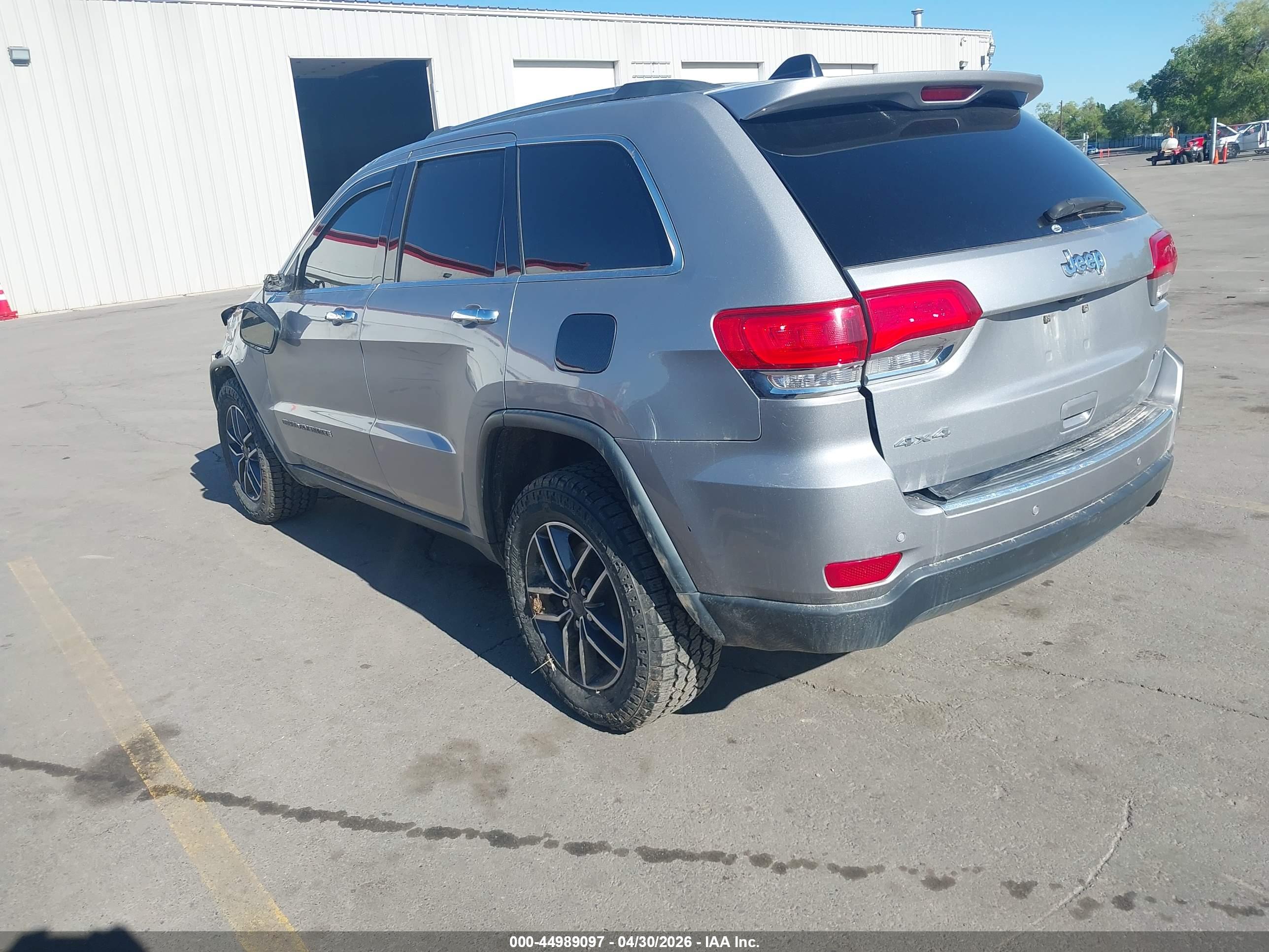 JEEP GRAND image 3