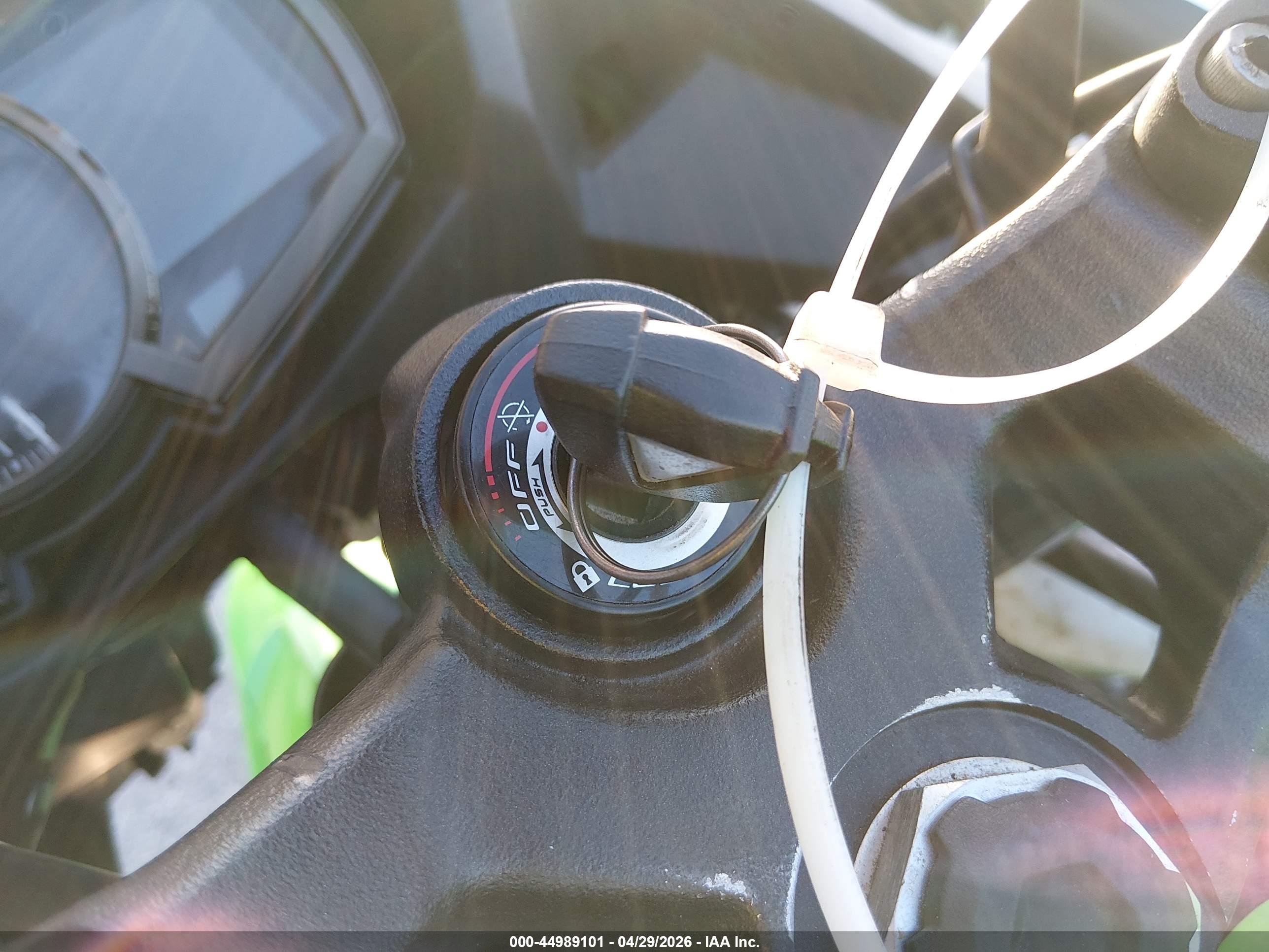 KAWASAKI EX400 image 11
