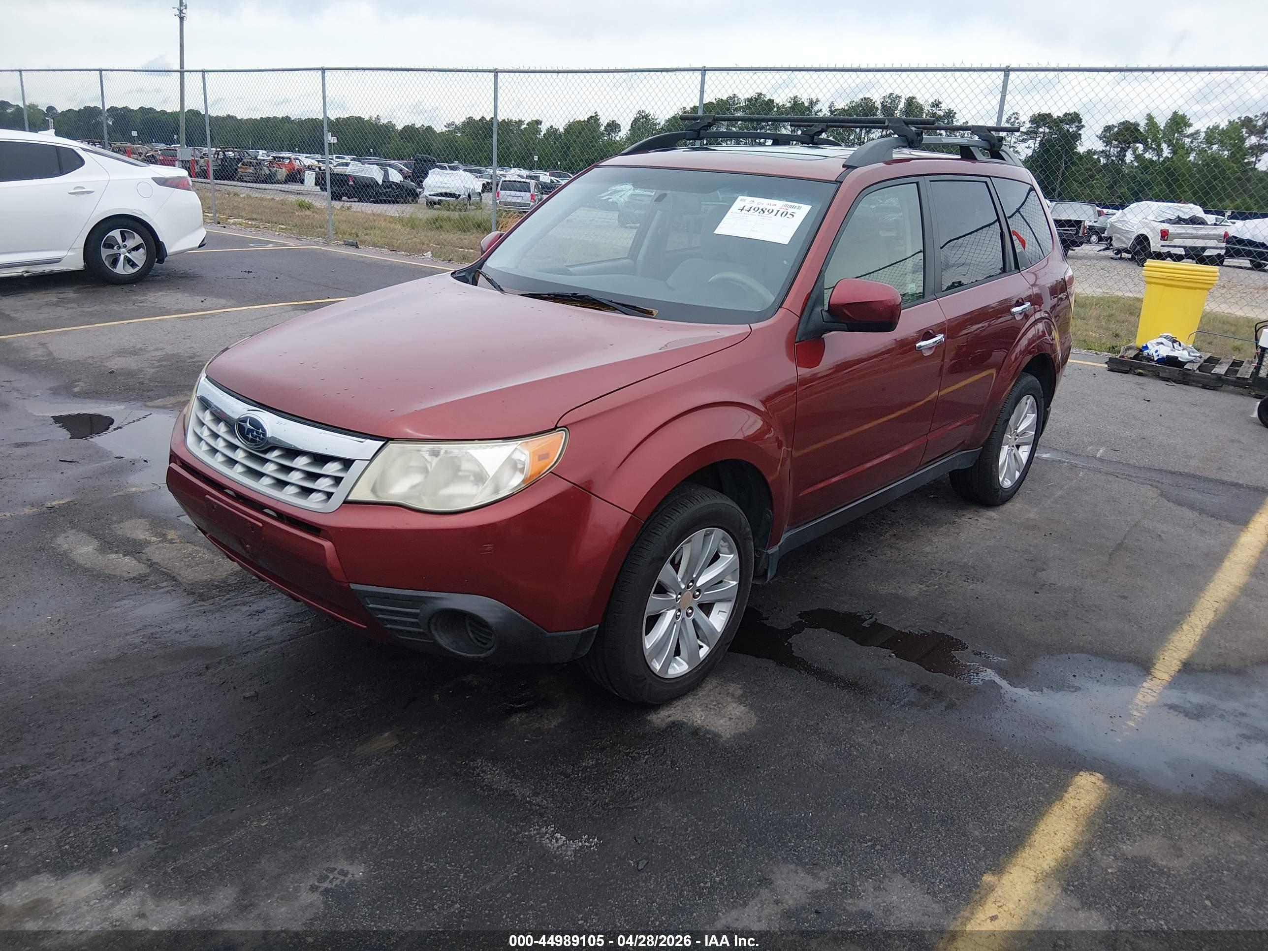 SUBARU FORESTER image 2