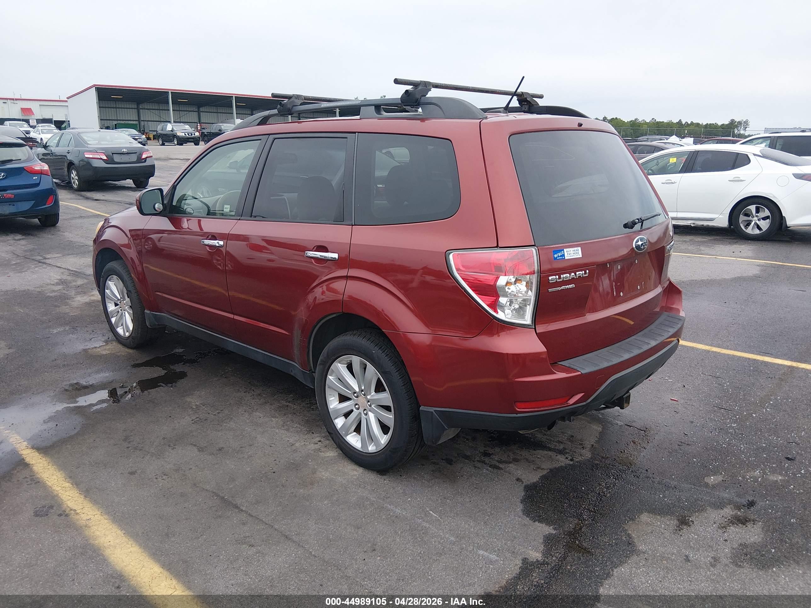 SUBARU FORESTER image 3