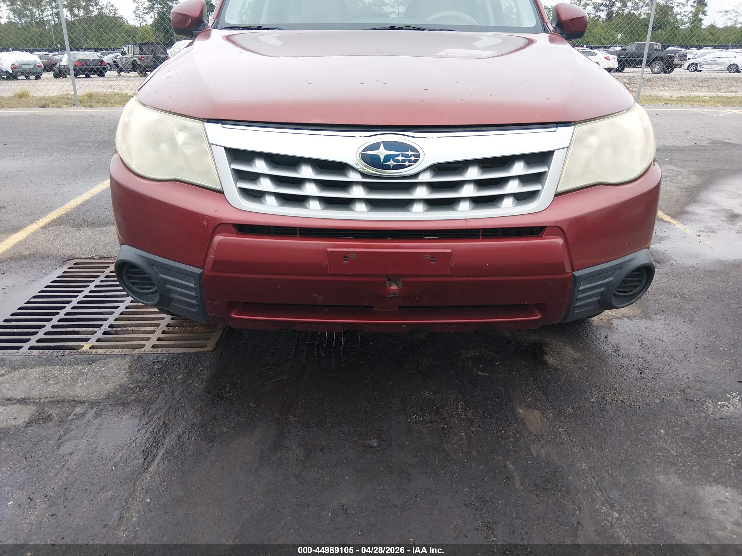 SUBARU FORESTER image 6