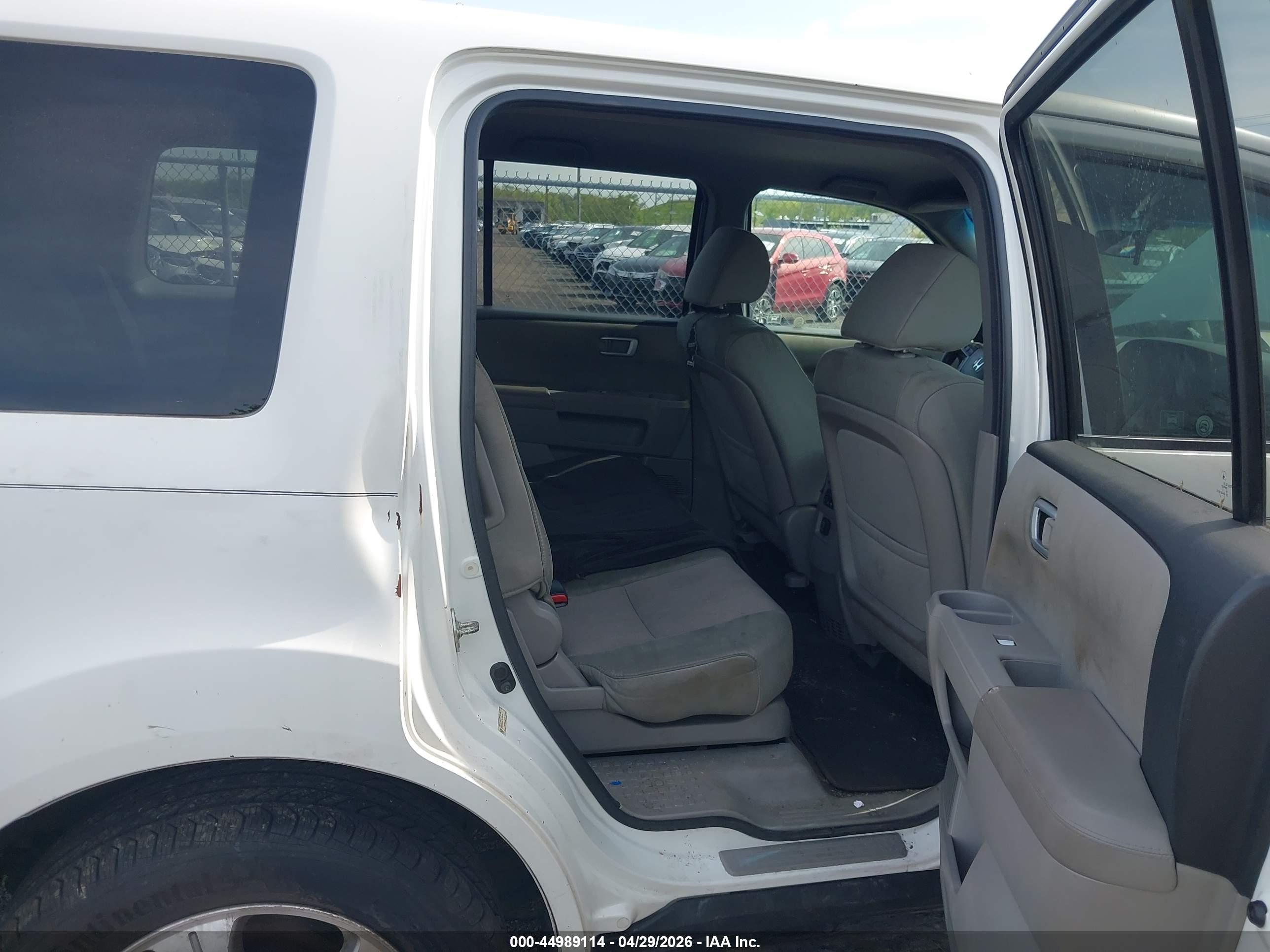 HONDA PILOT image 8