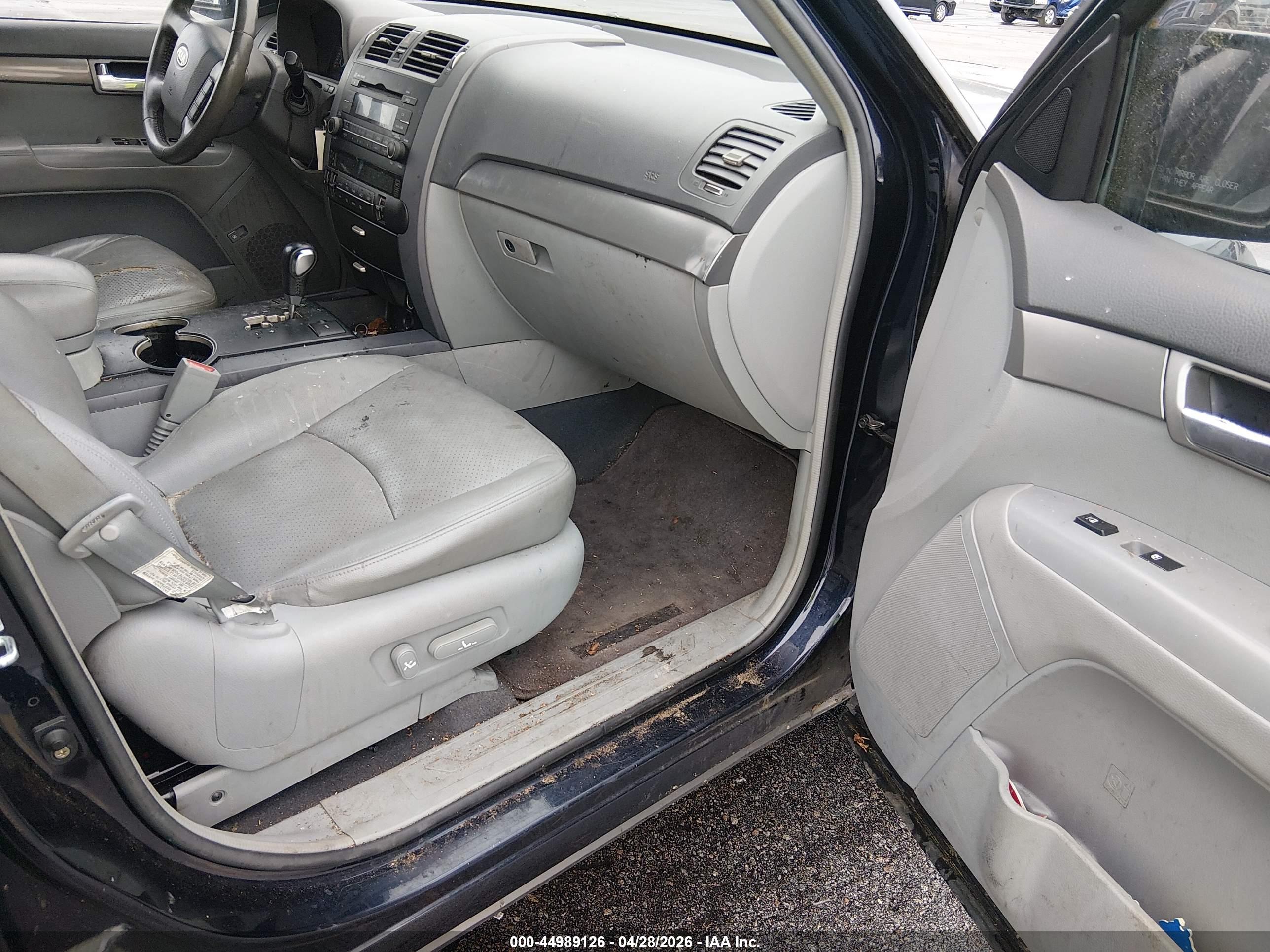 KIA BORREGO image 5