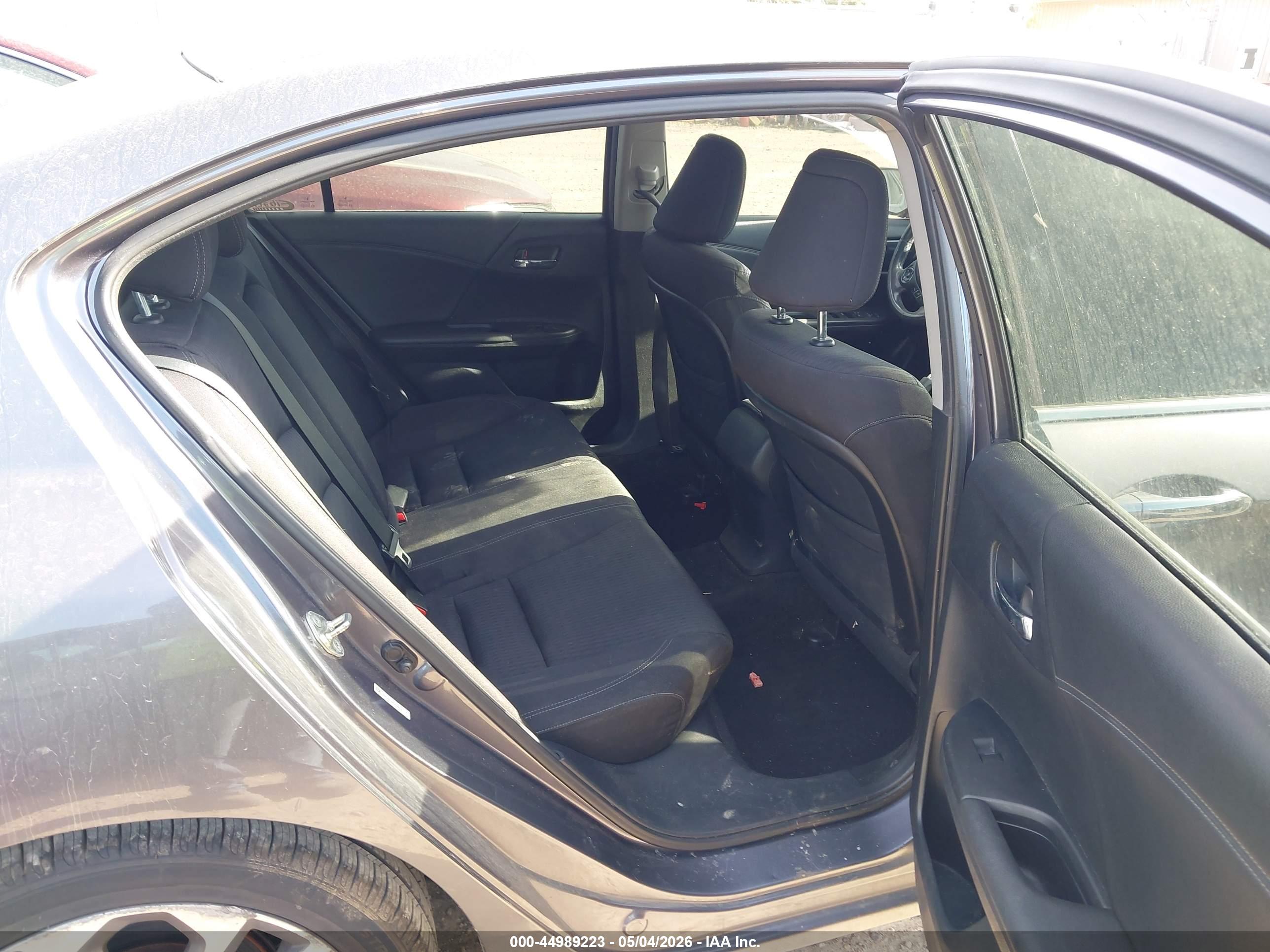 HONDA ACCORD image 8