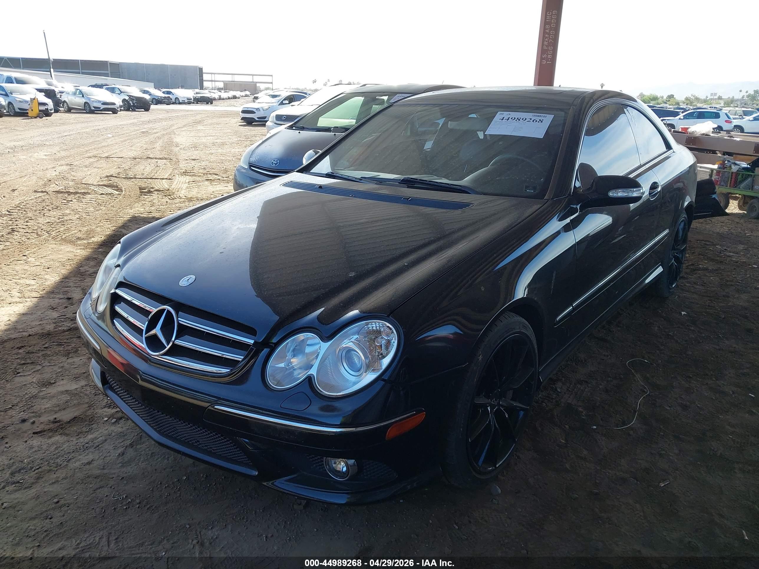 MERCEDES-BENZ CLK image 2