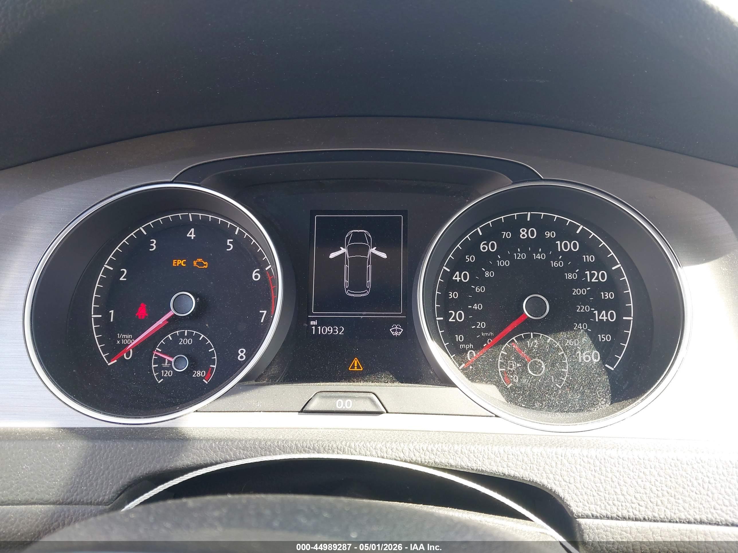 VOLKSWAGEN GOLF image 7