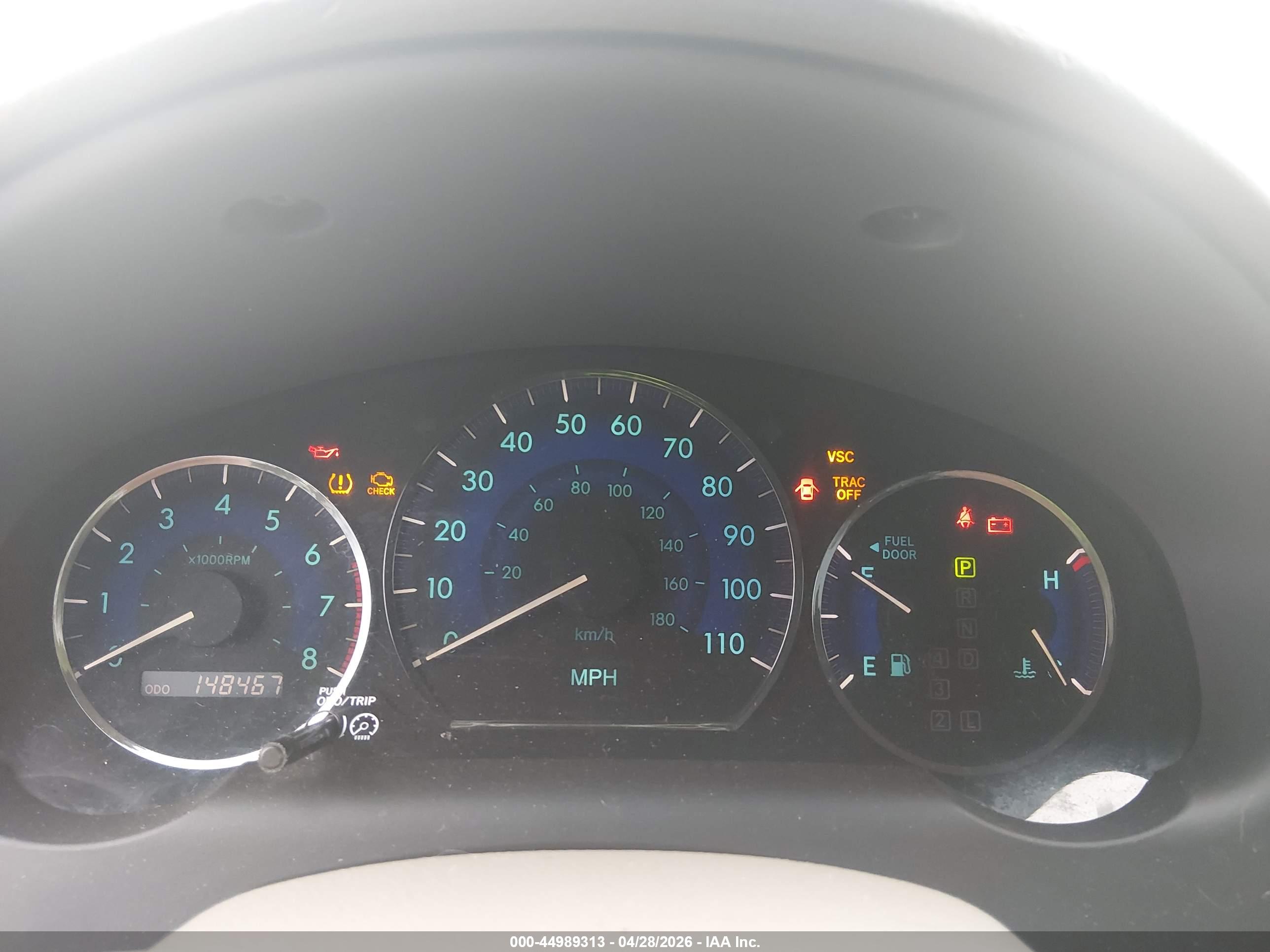 TOYOTA SIENNA image 7