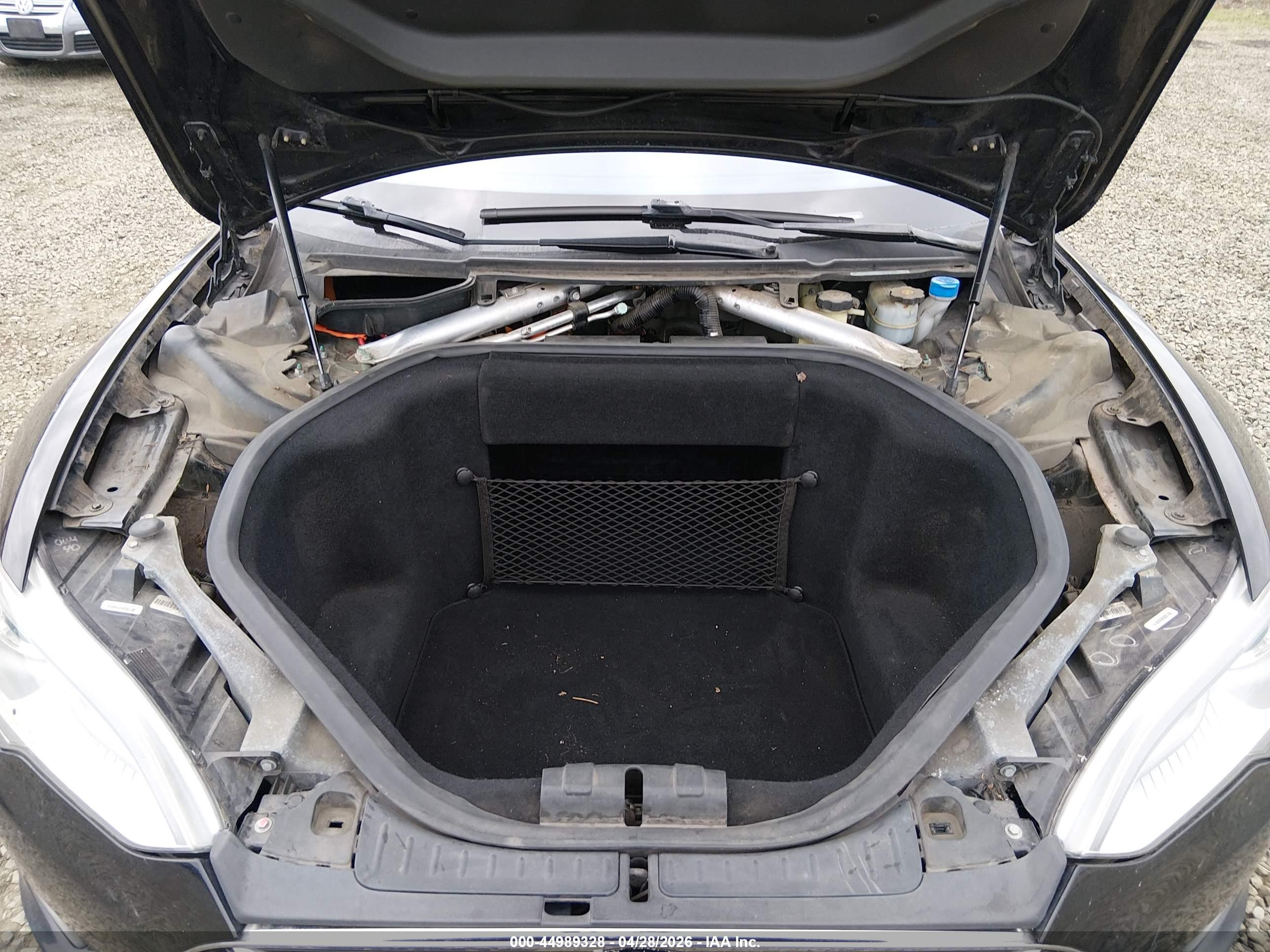 TESLA MODEL image 10