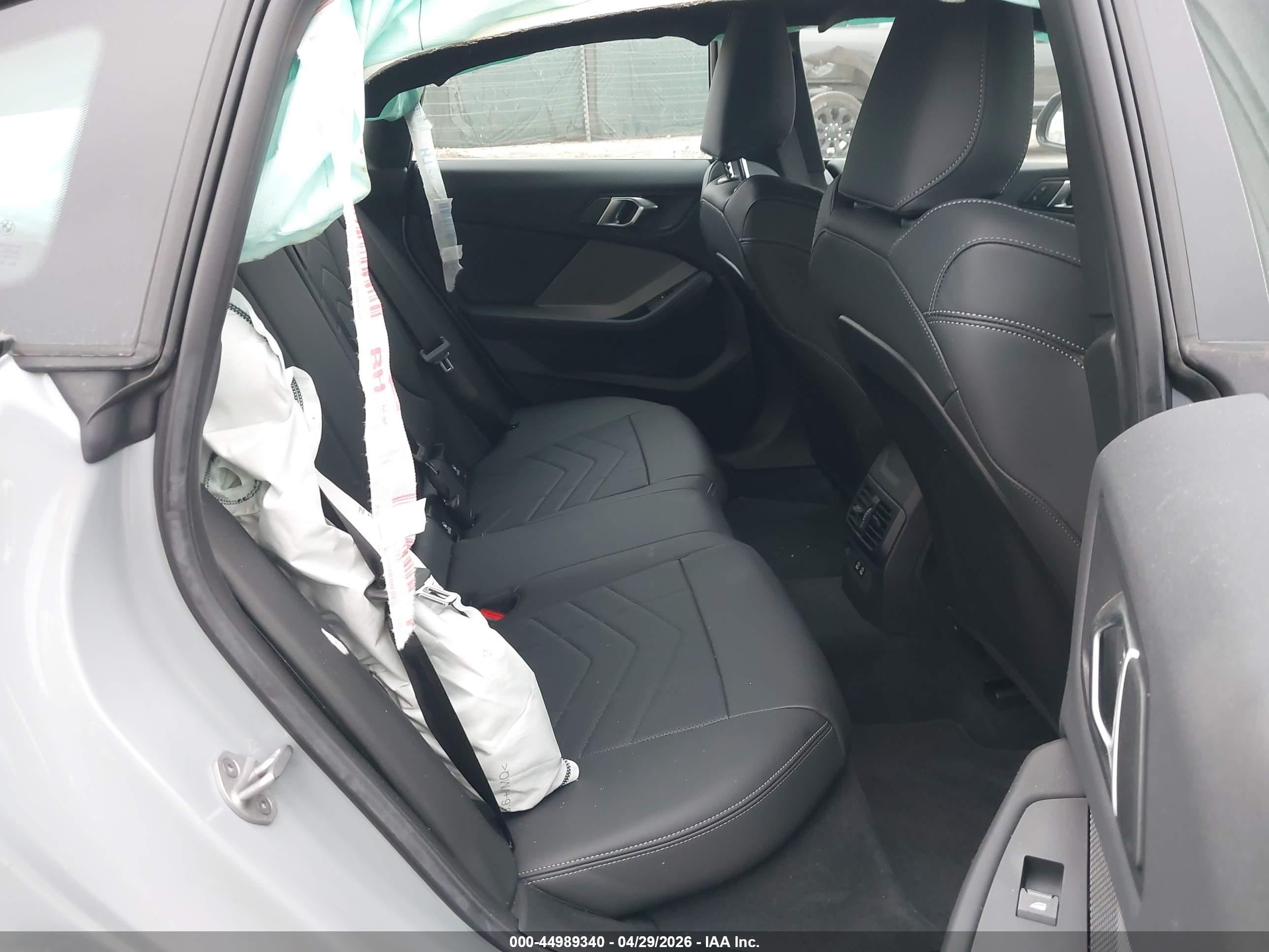 BMW 228 image 8