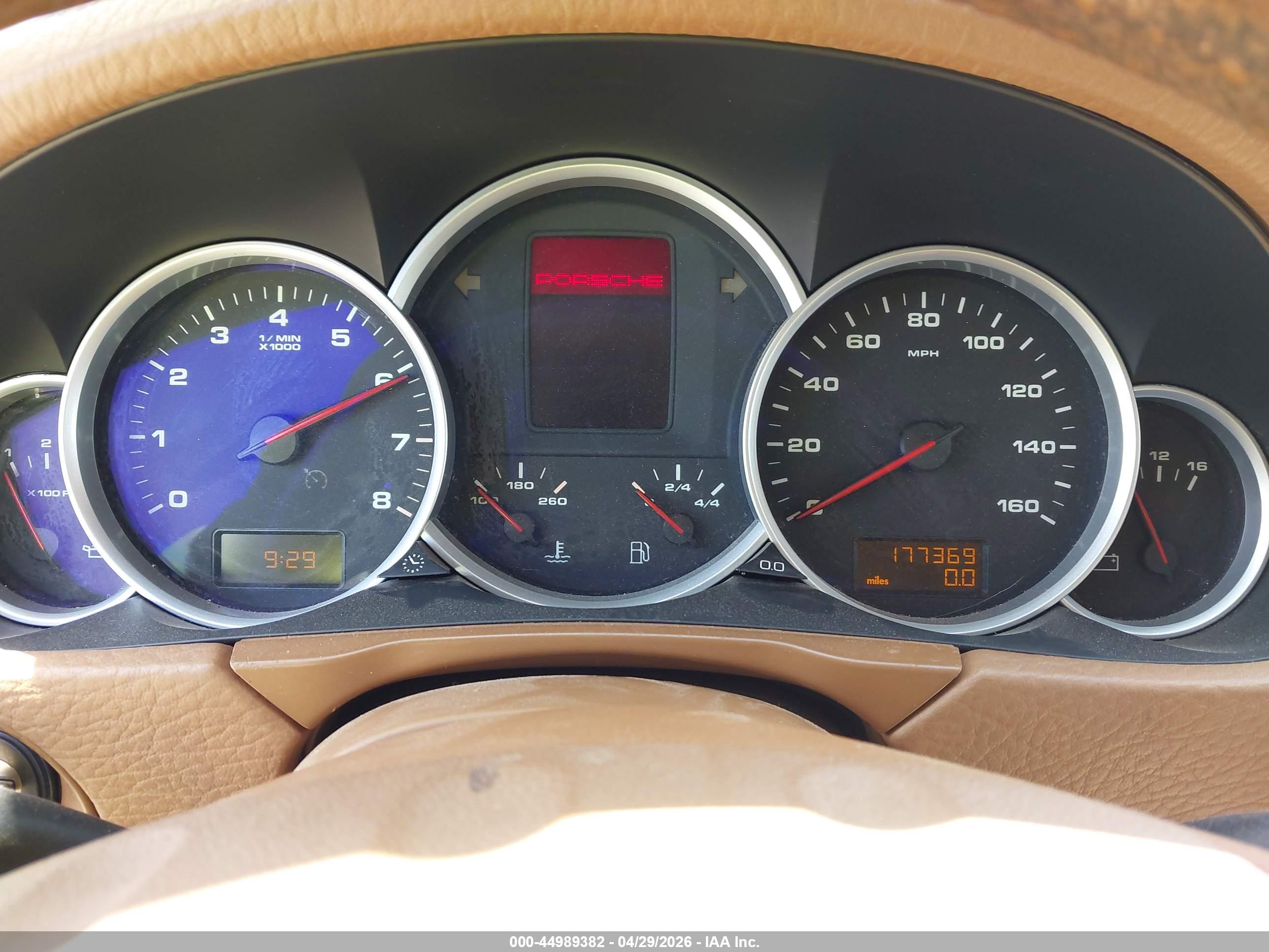PORSCHE CAYENNE image 7