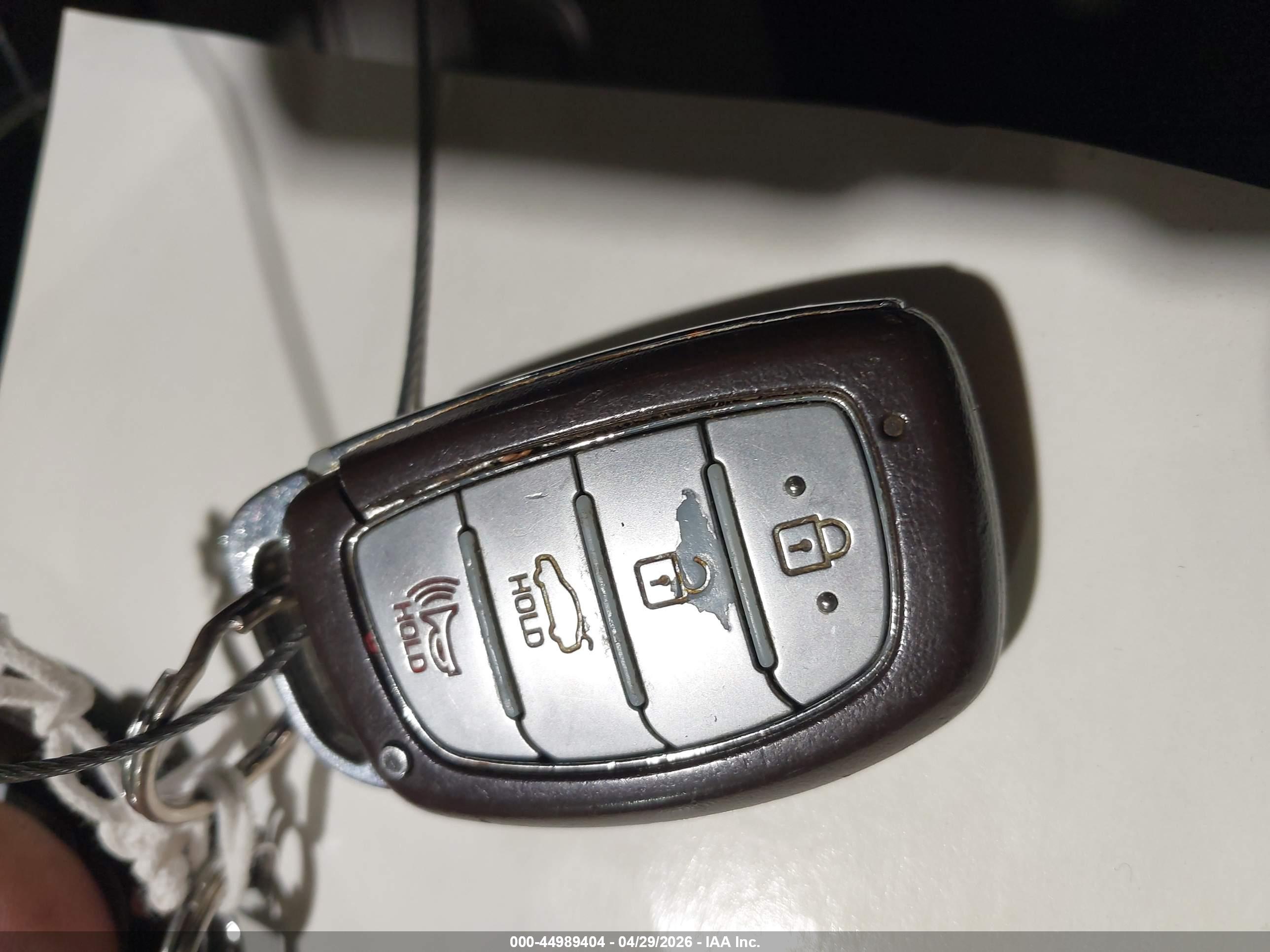 HYUNDAI SONATA image 11