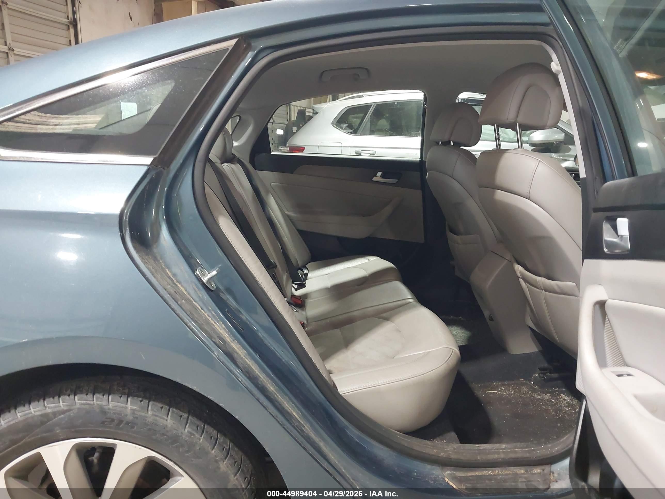 HYUNDAI SONATA image 8