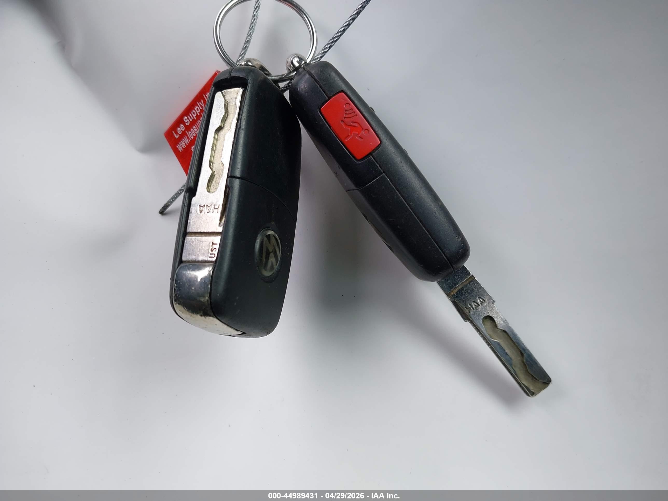 VOLKSWAGEN PASSAT image 11