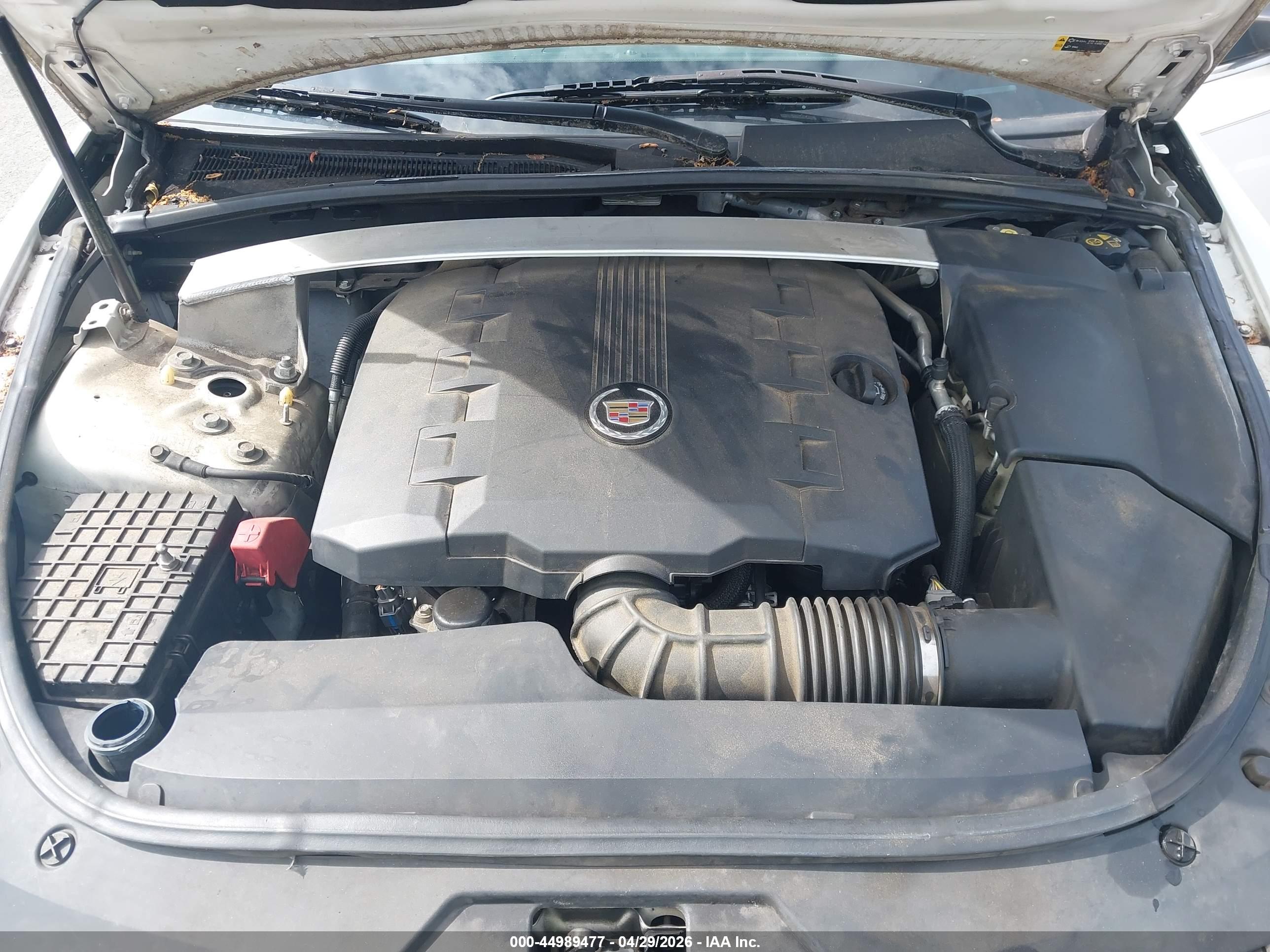 CADILLAC CTS image 10