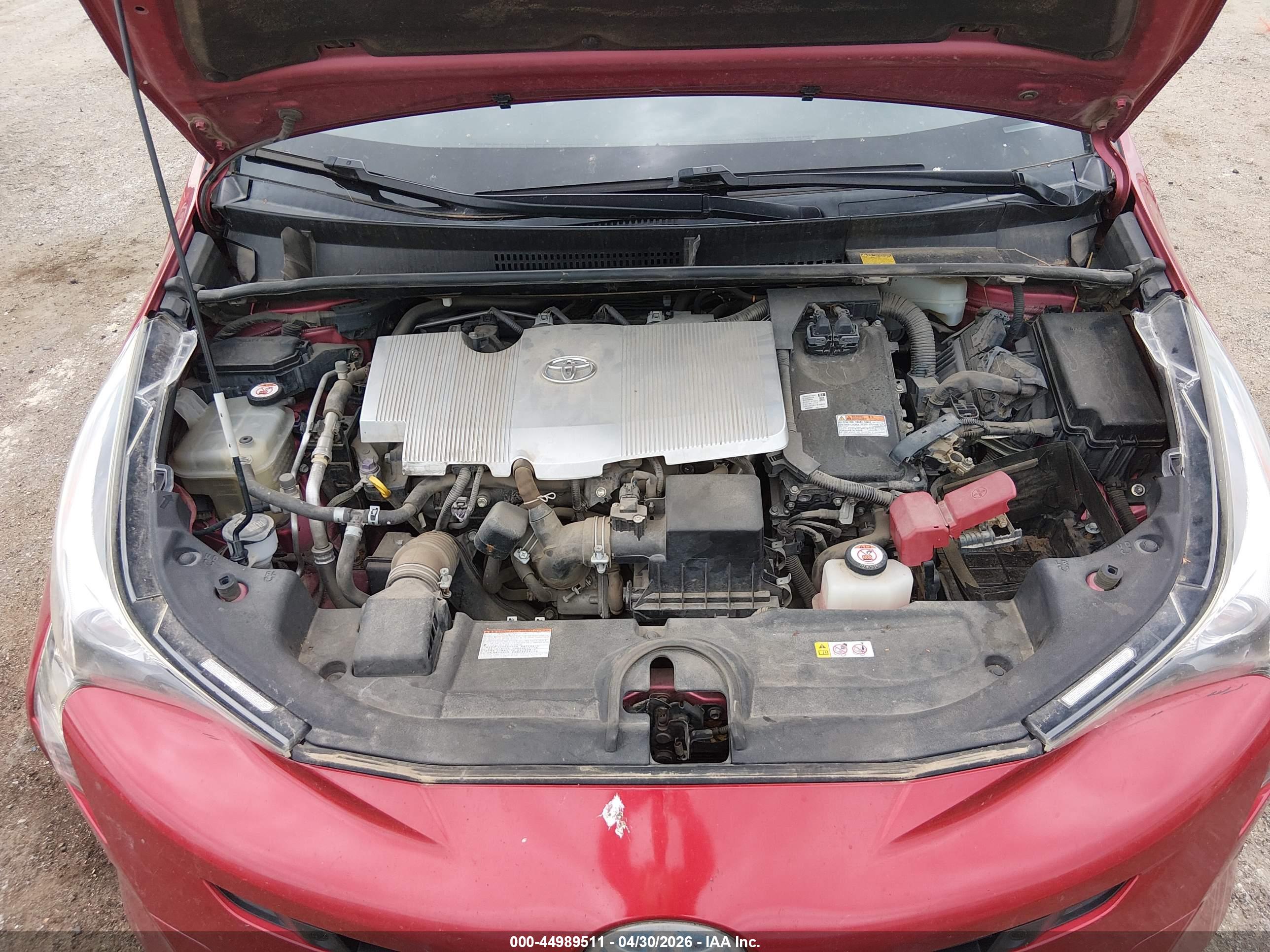 TOYOTA PRIUS image 10