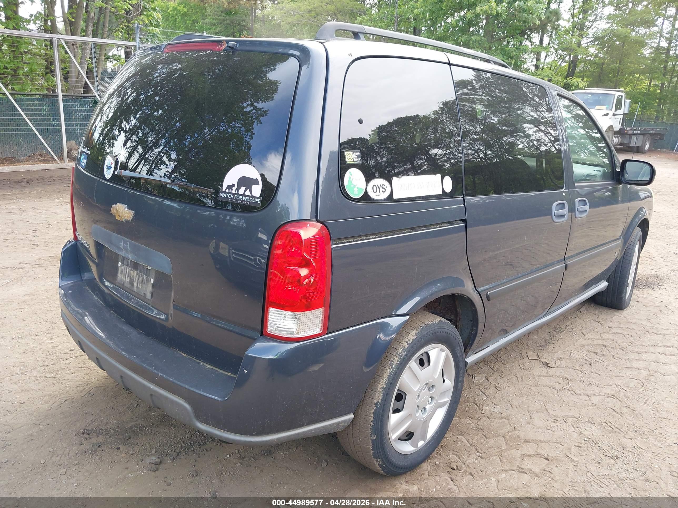 CHEVROLET UPLANDER image 4