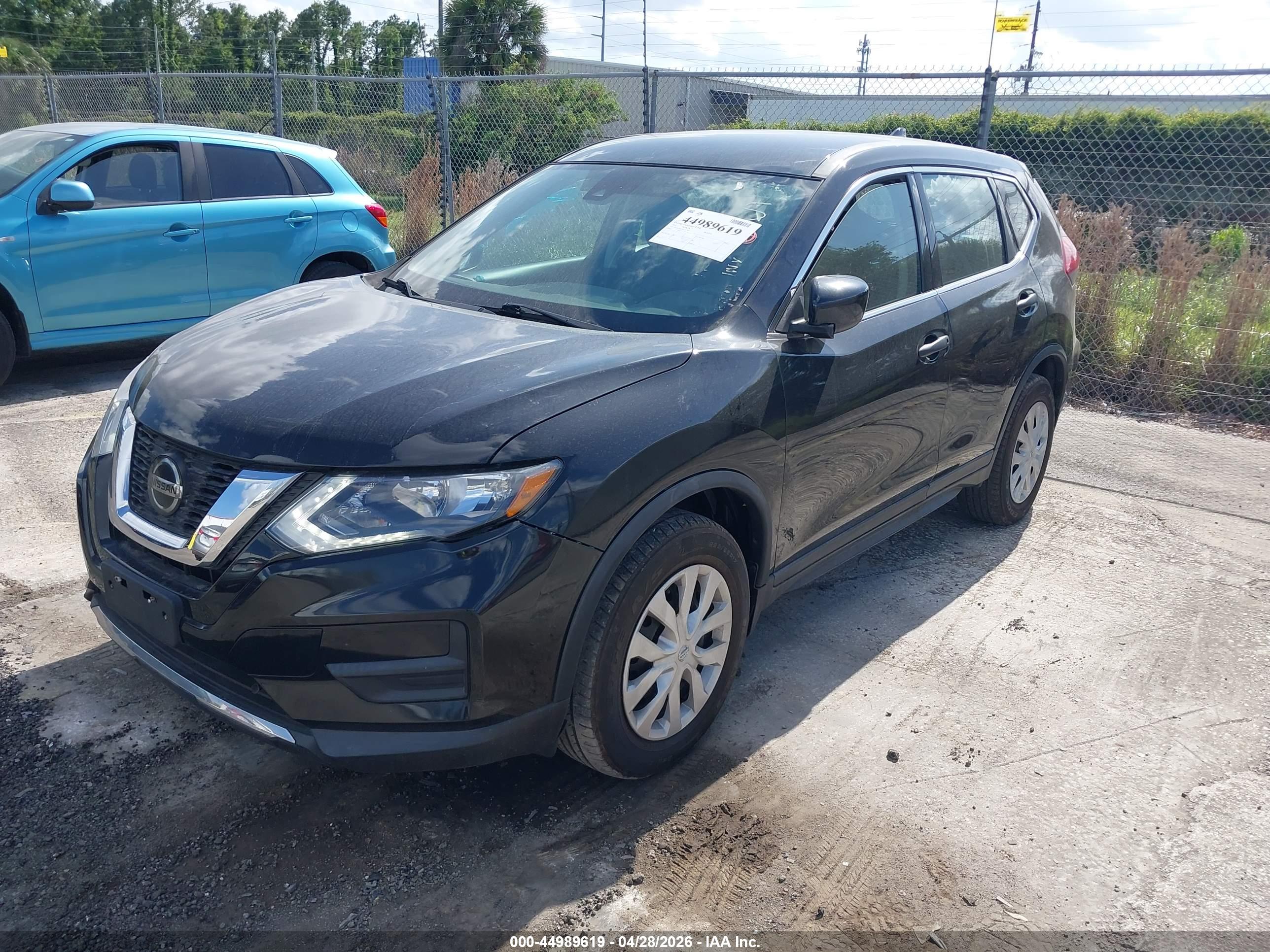 NISSAN ROGUE image 2