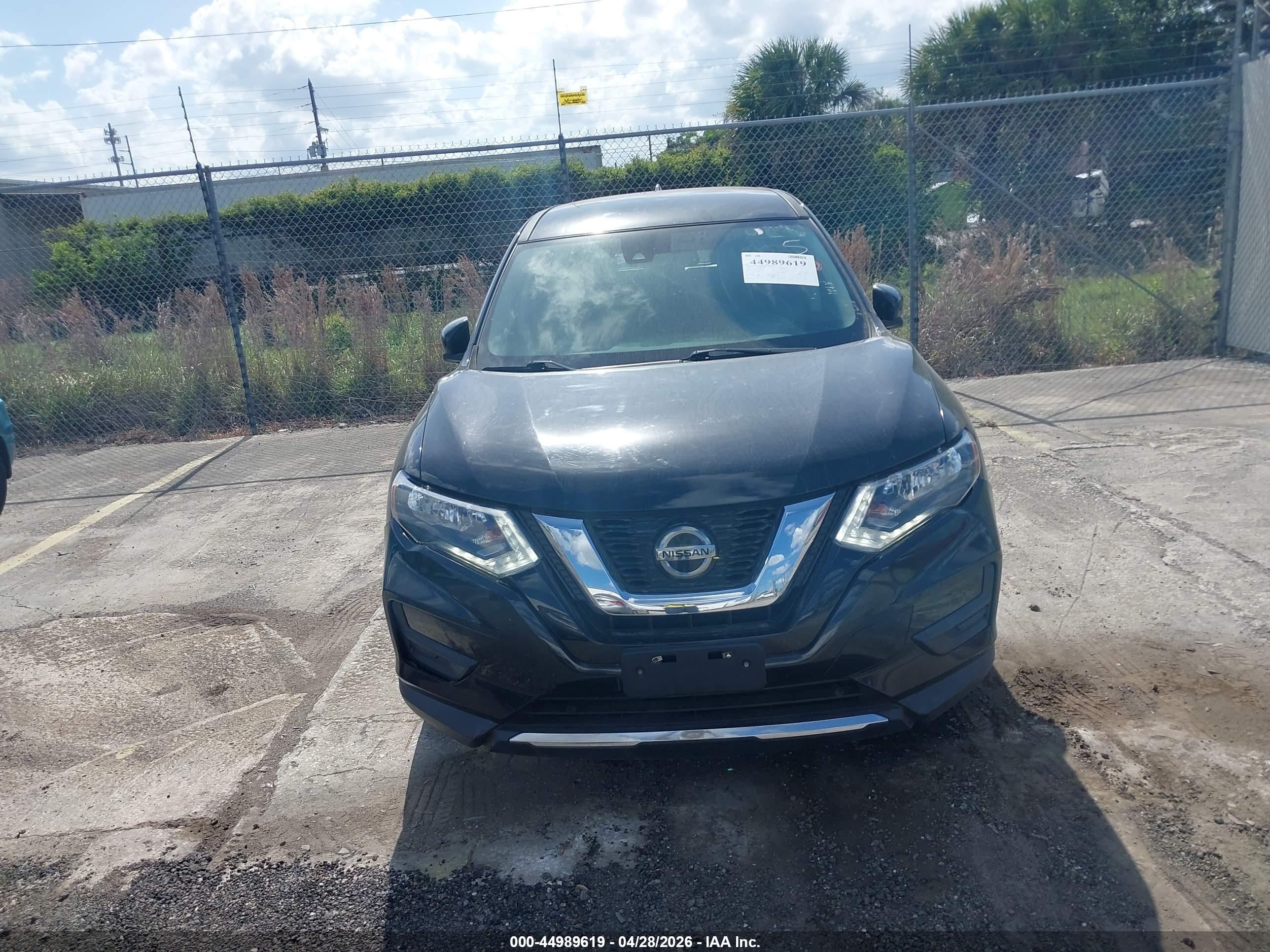 NISSAN ROGUE image 6