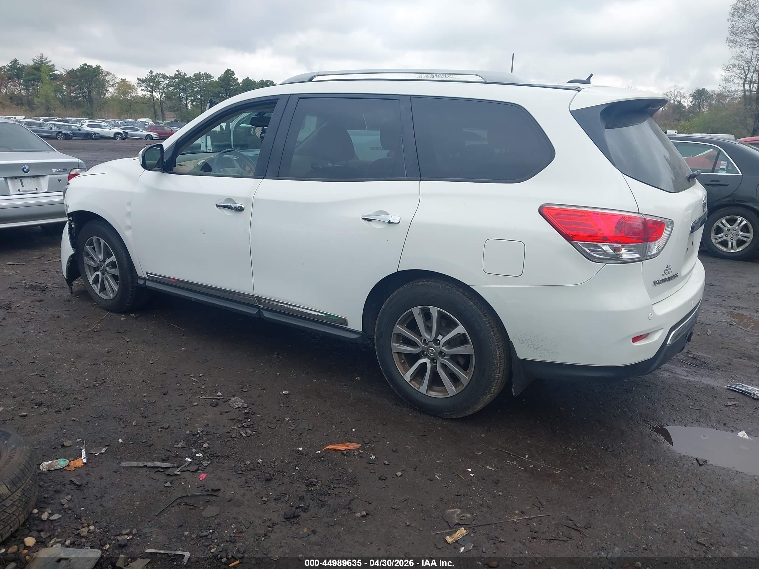 NISSAN PATHFINDER image 3