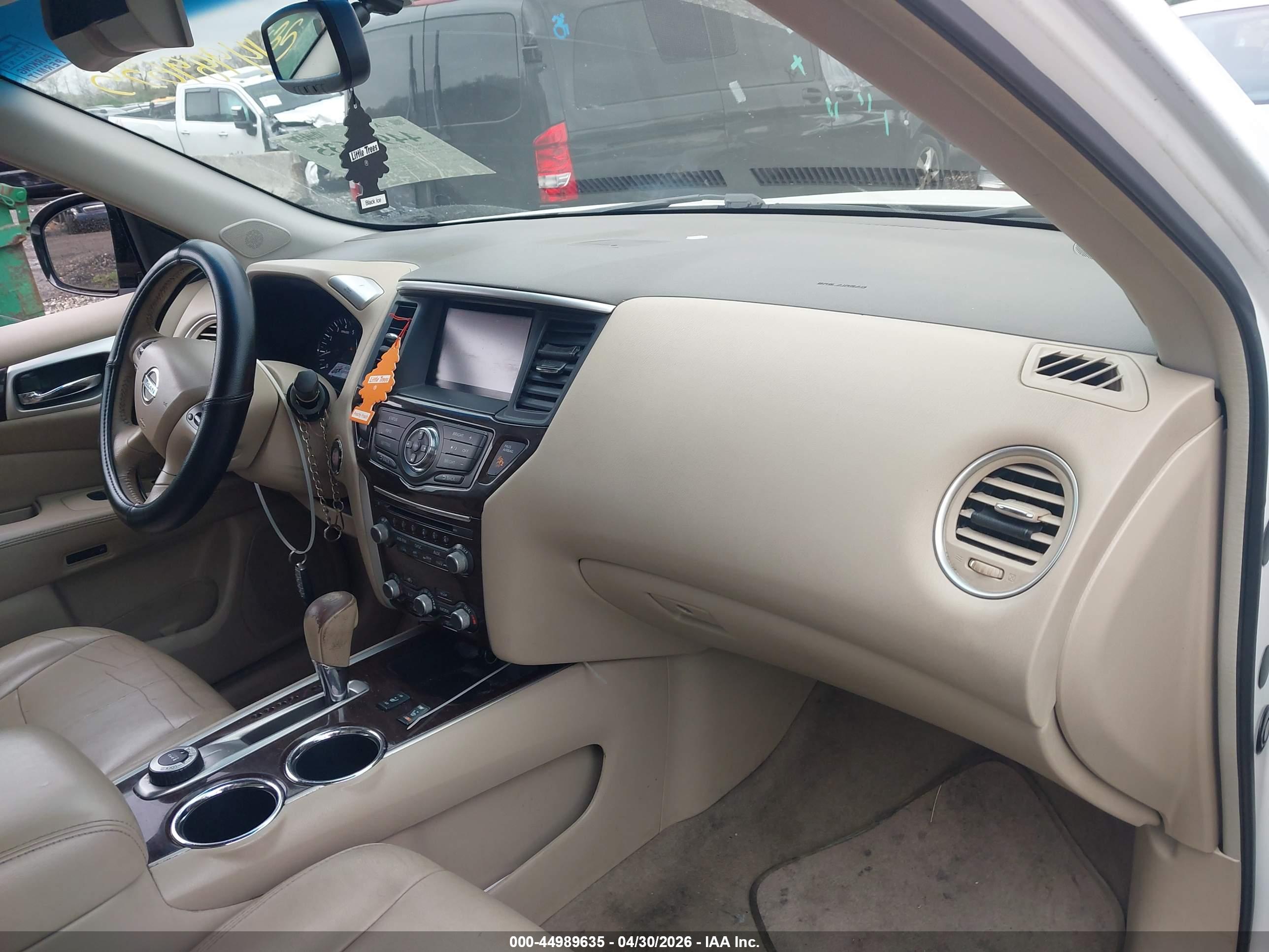 NISSAN PATHFINDER image 5
