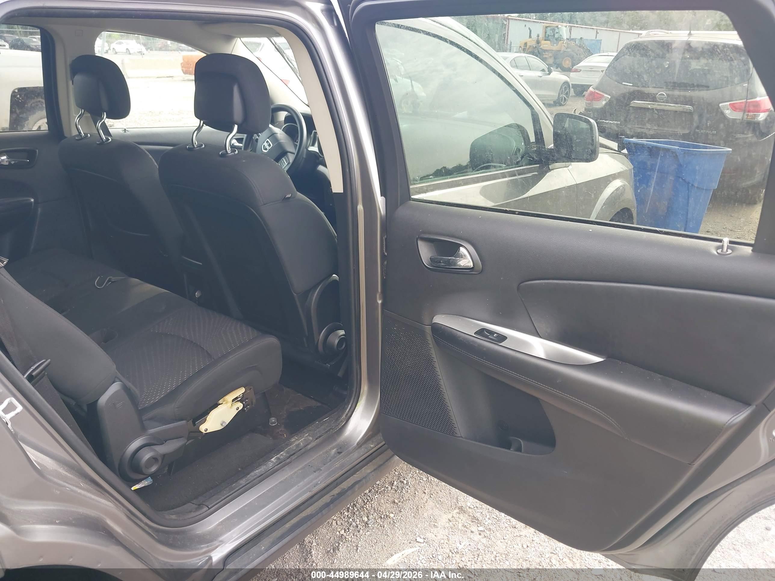 DODGE JOURNEY image 8