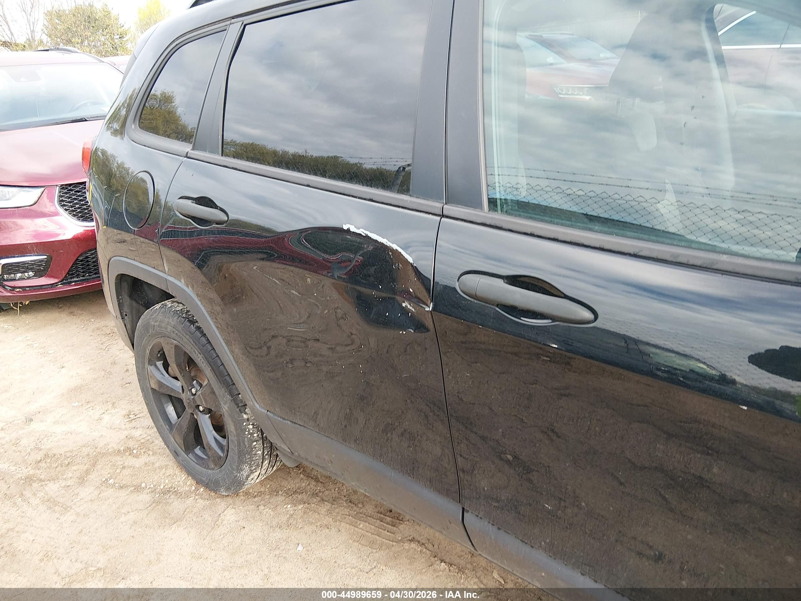 JEEP CHEROKEE image 6