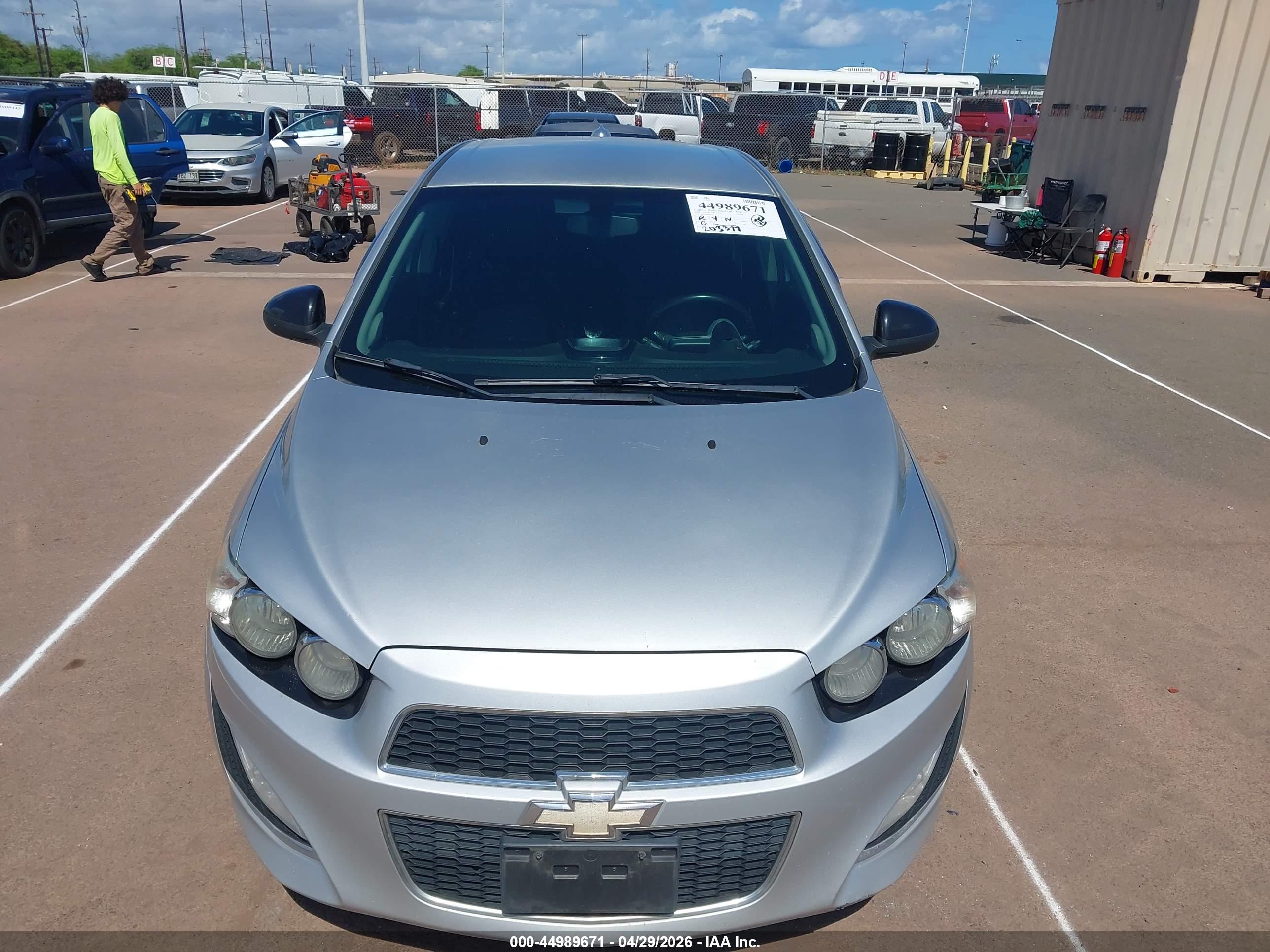 CHEVROLET SONIC image 6