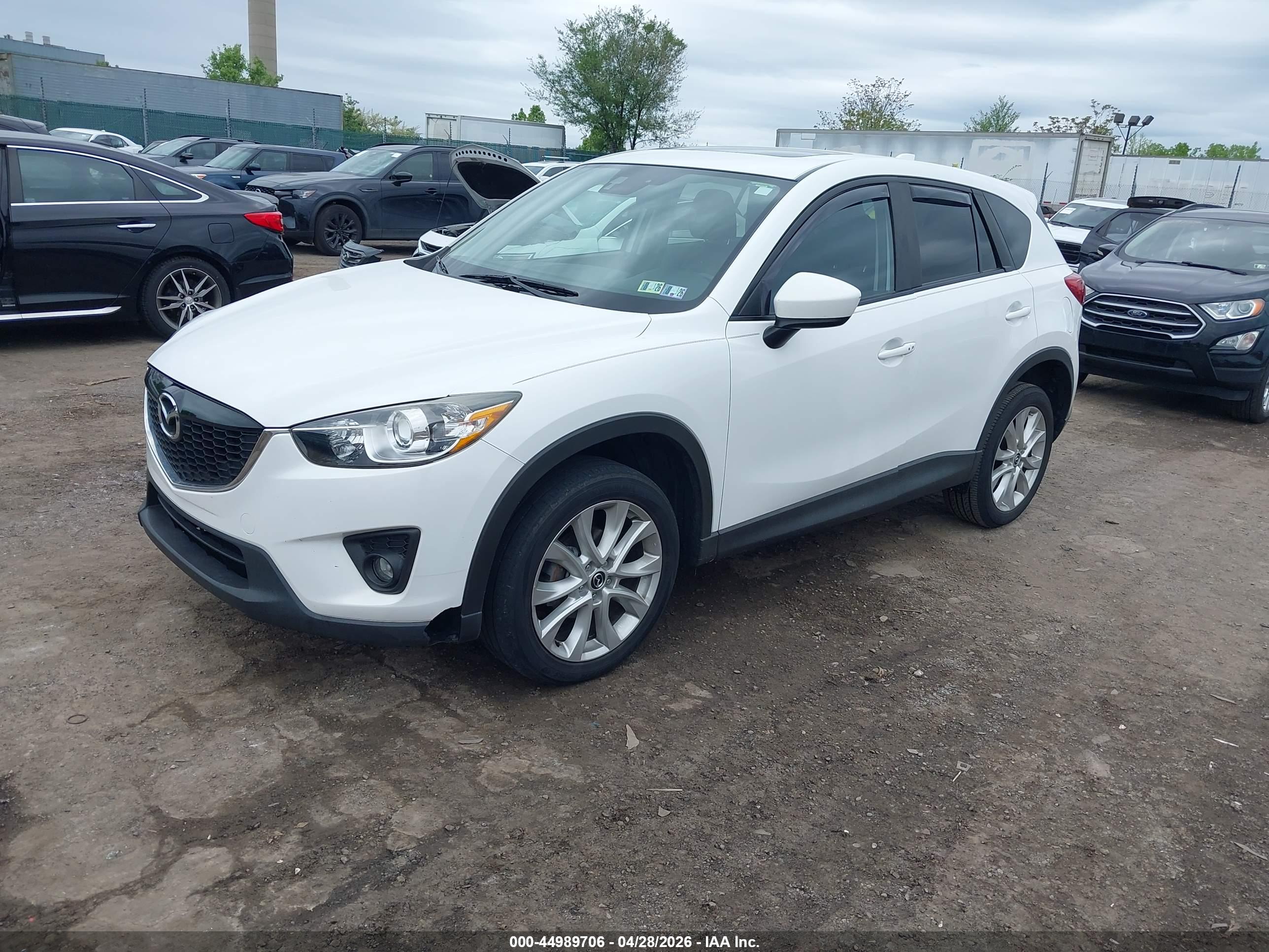 MAZDA CX-5 image 2
