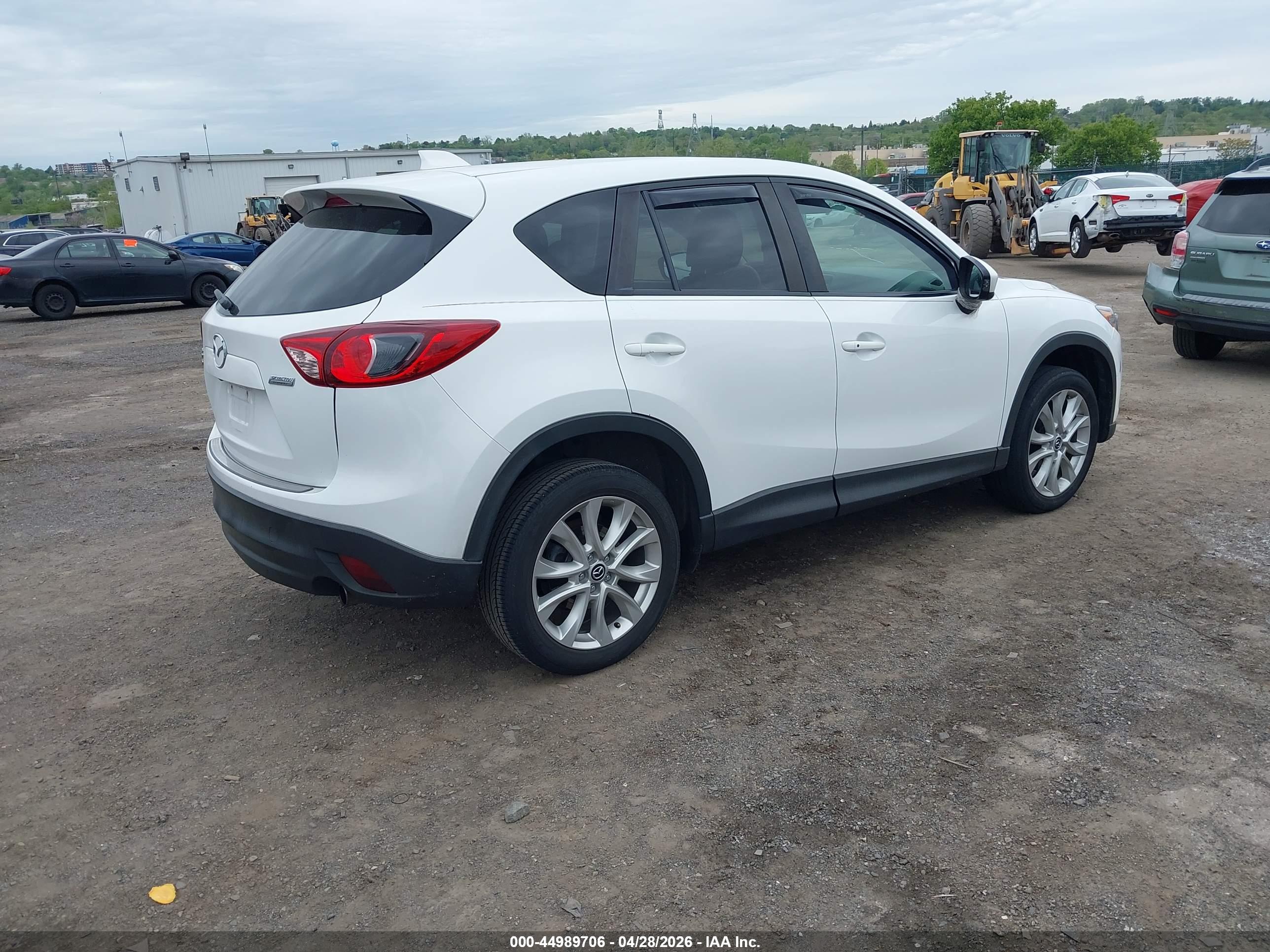 MAZDA CX-5 image 4