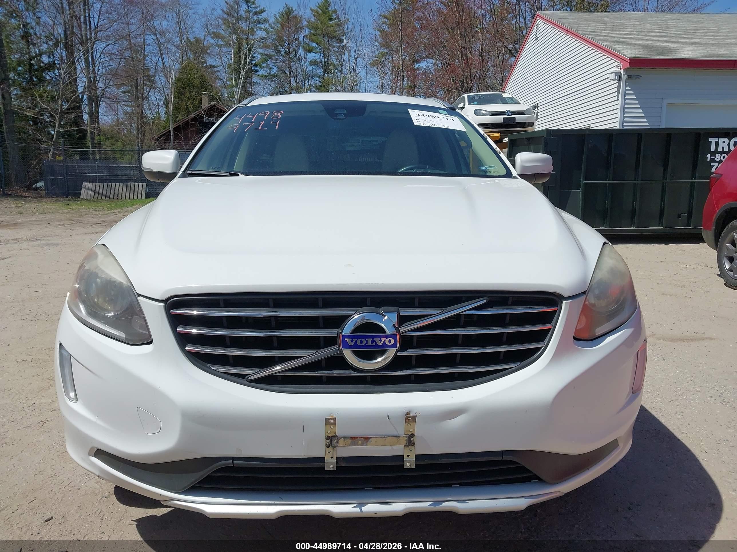 VOLVO XC60 image 6