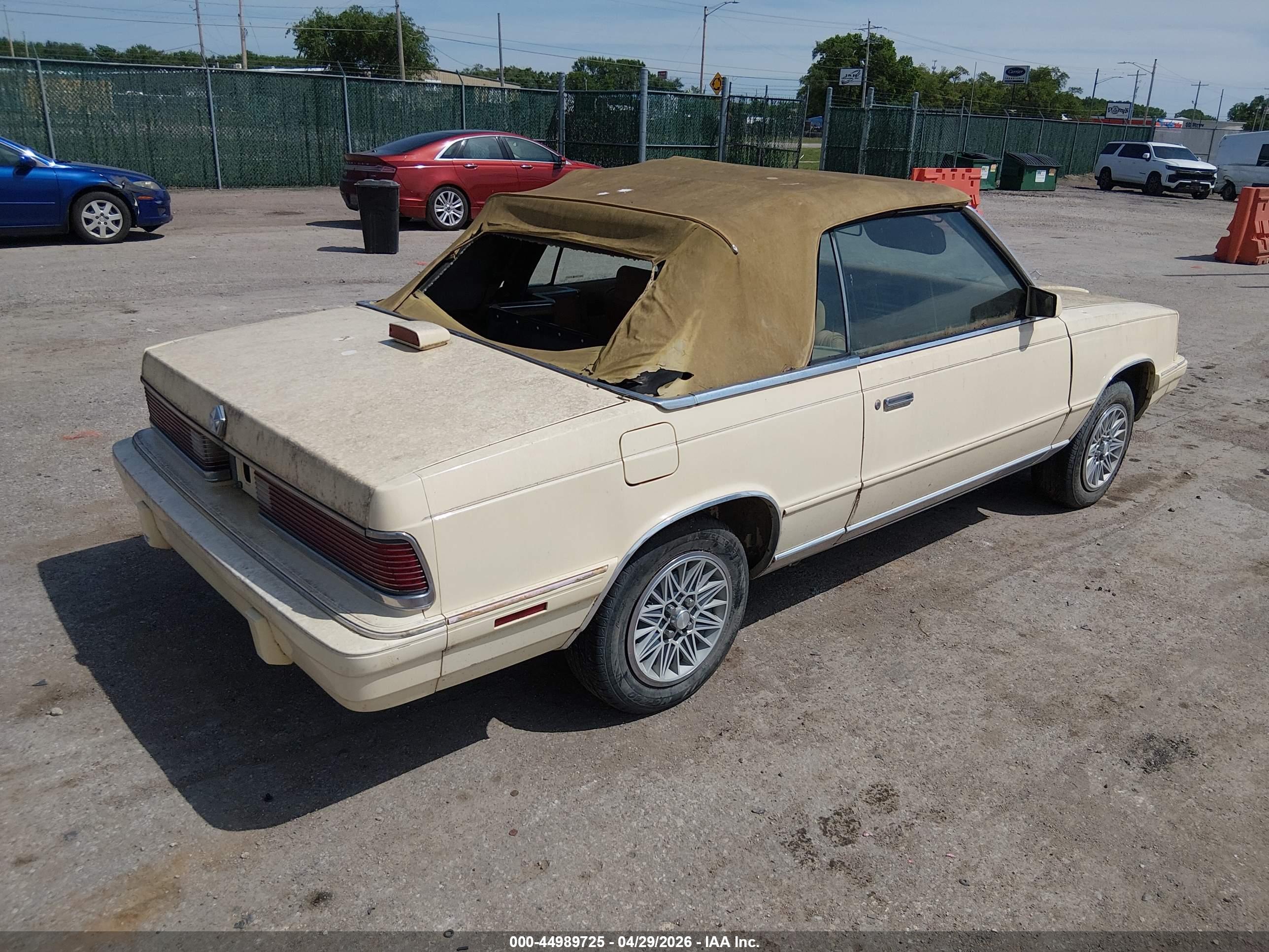CHRYSLER LEBARON image 4
