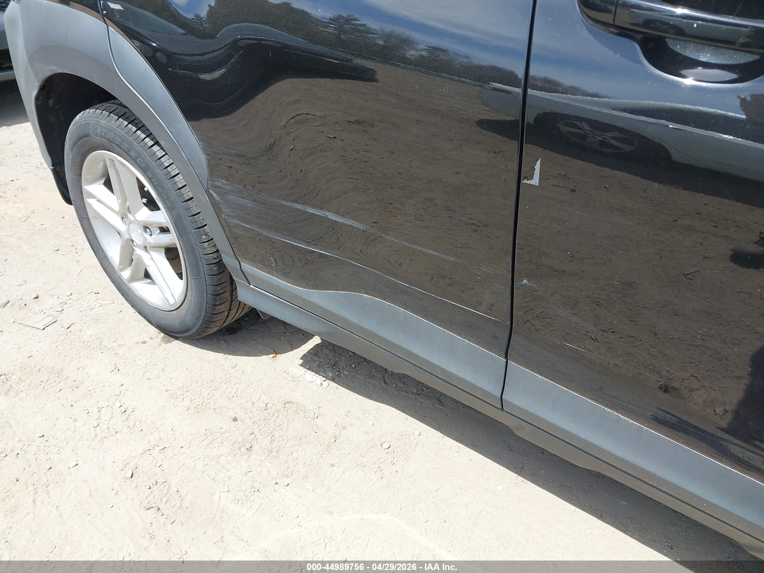 HYUNDAI KONA image 6
