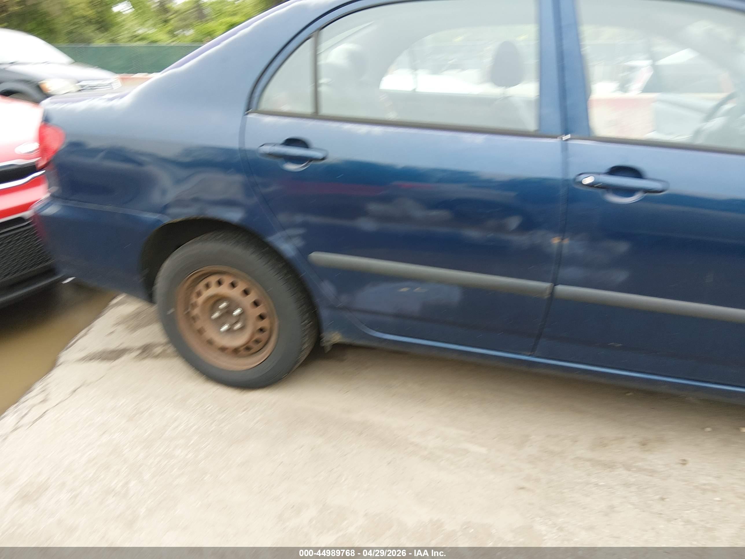 TOYOTA COROLLA image 6