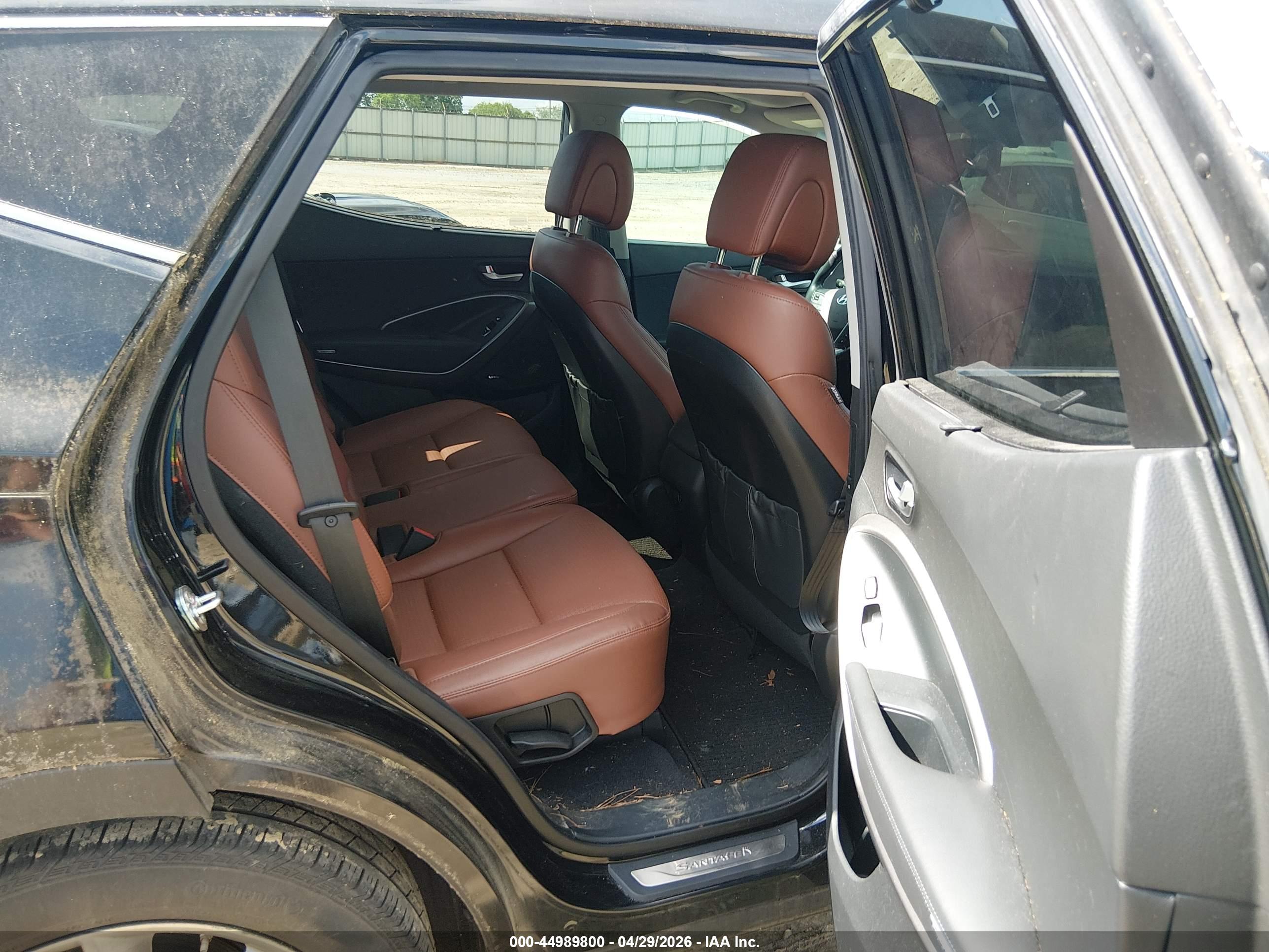 HYUNDAI SANTA image 8