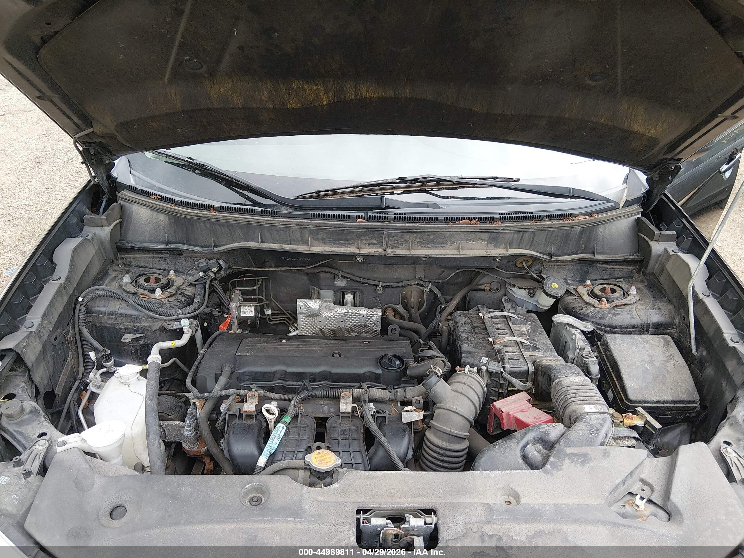 MITSUBISHI OUTLANDER image 10