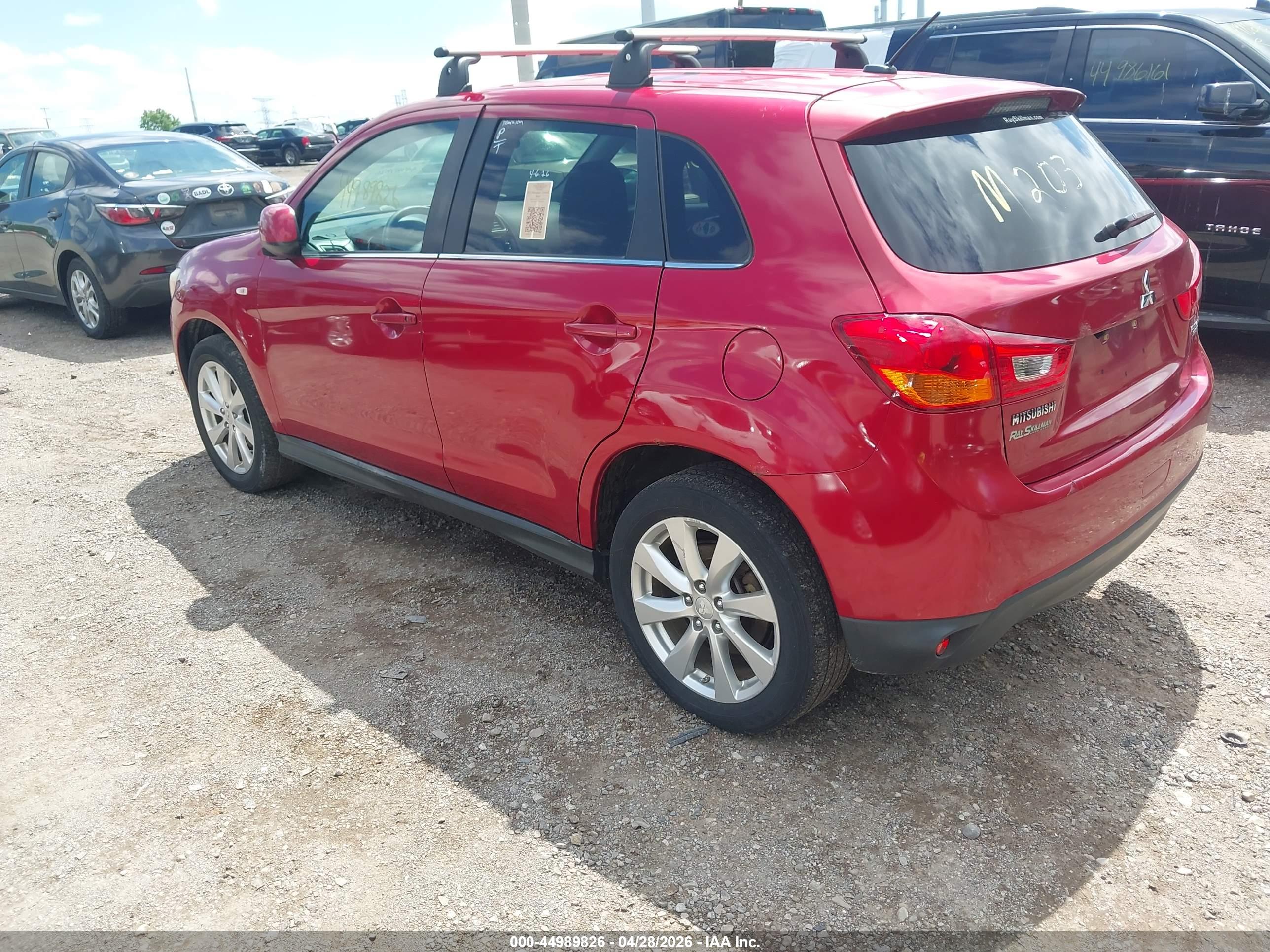 MITSUBISHI OUTLANDER image 3