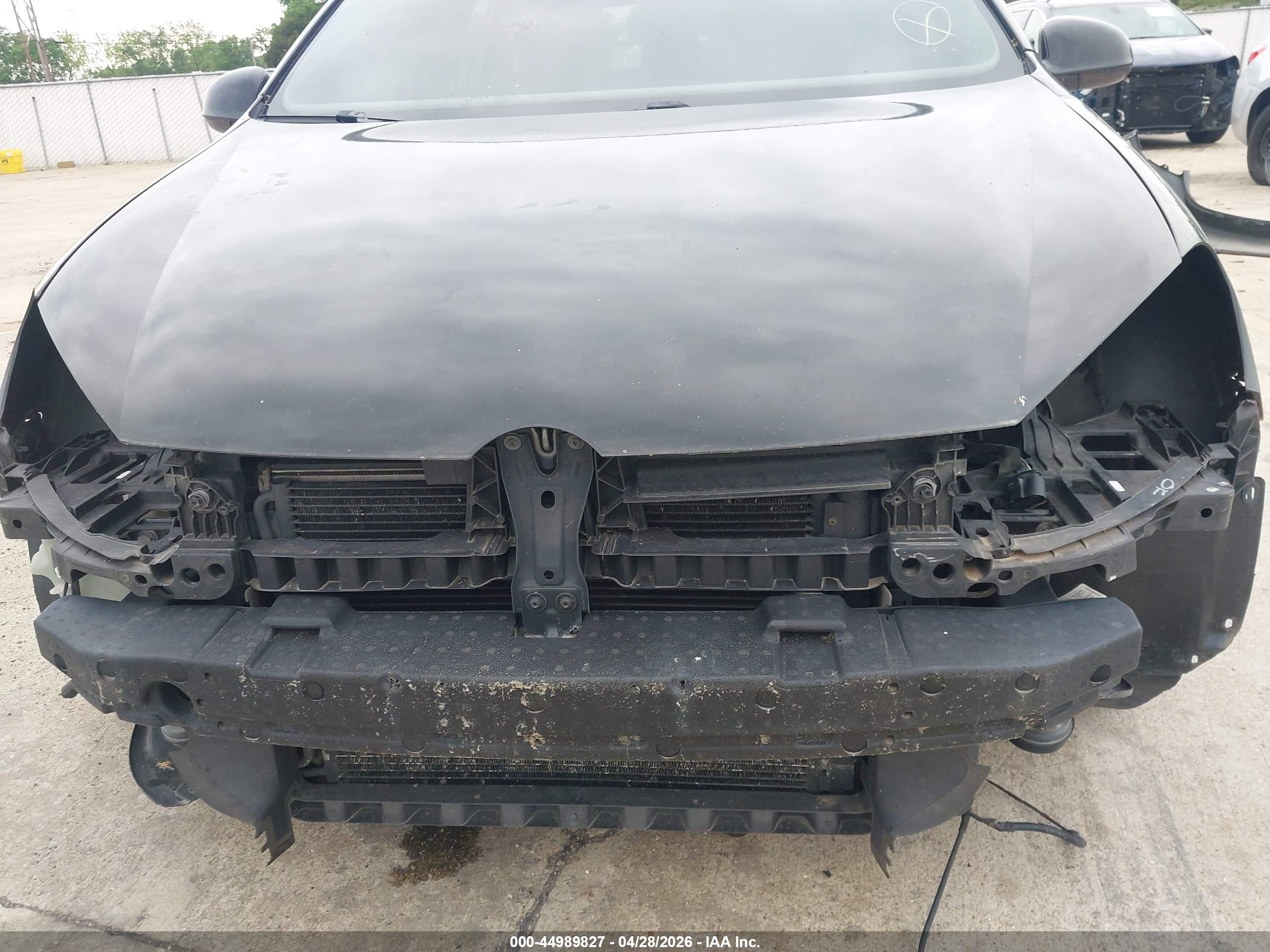 VOLKSWAGEN JETTA image 6