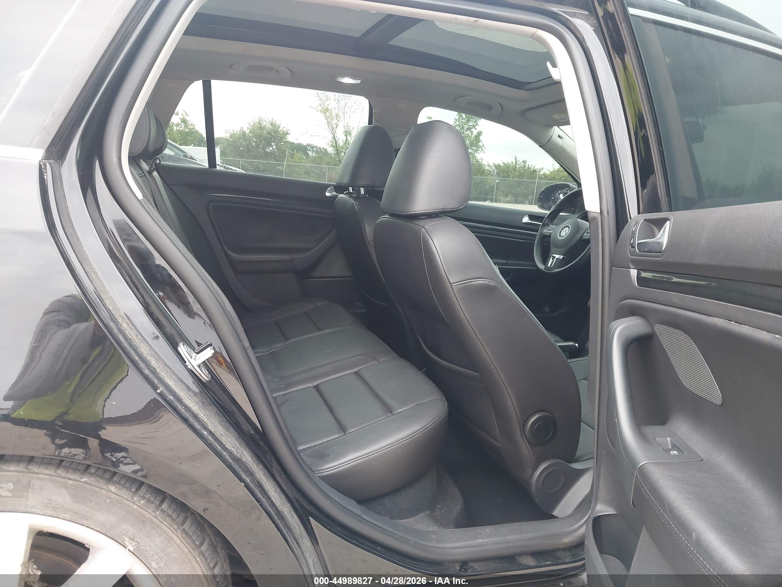VOLKSWAGEN JETTA image 8