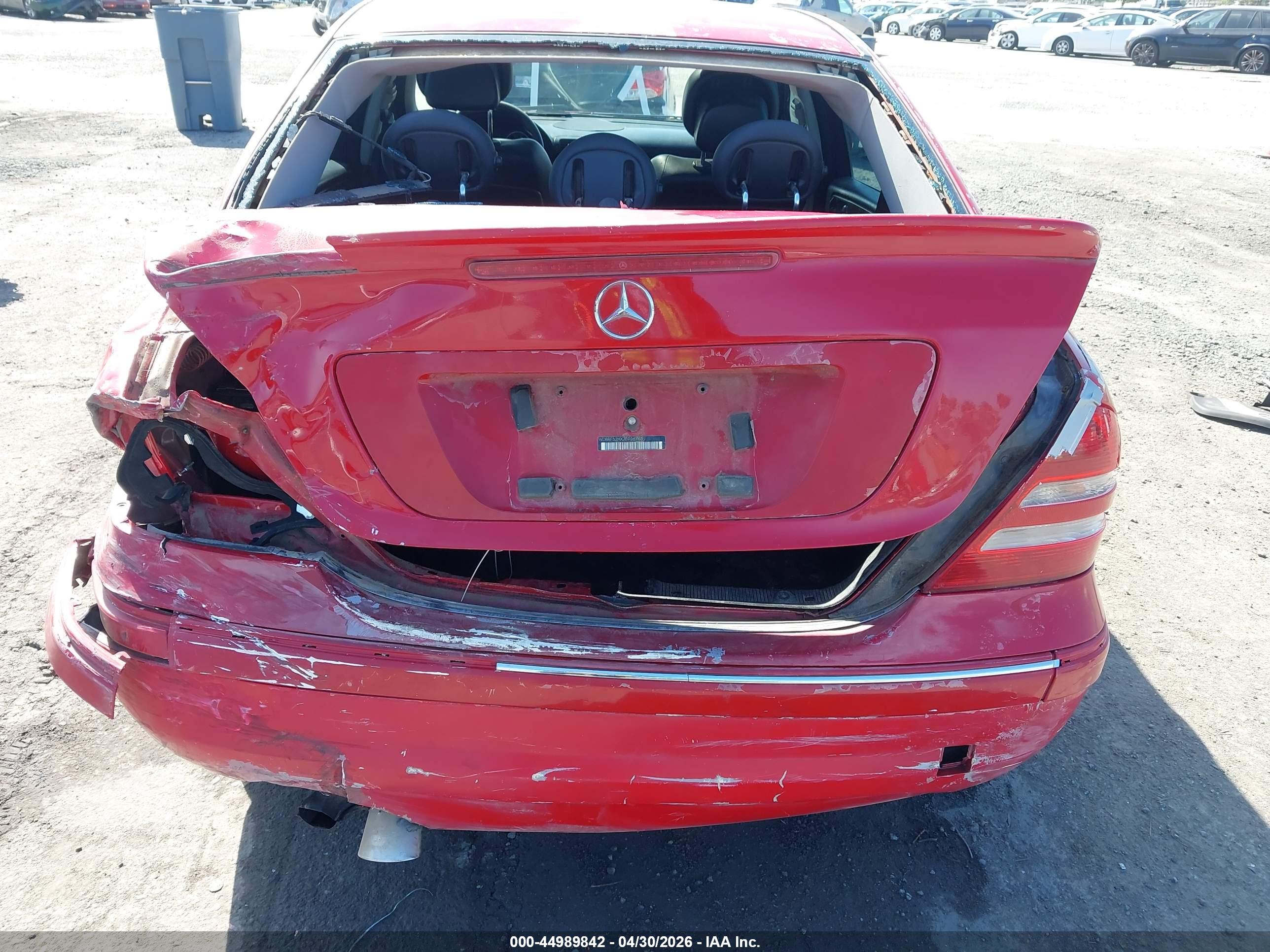 MERCEDES-BENZ C image 6
