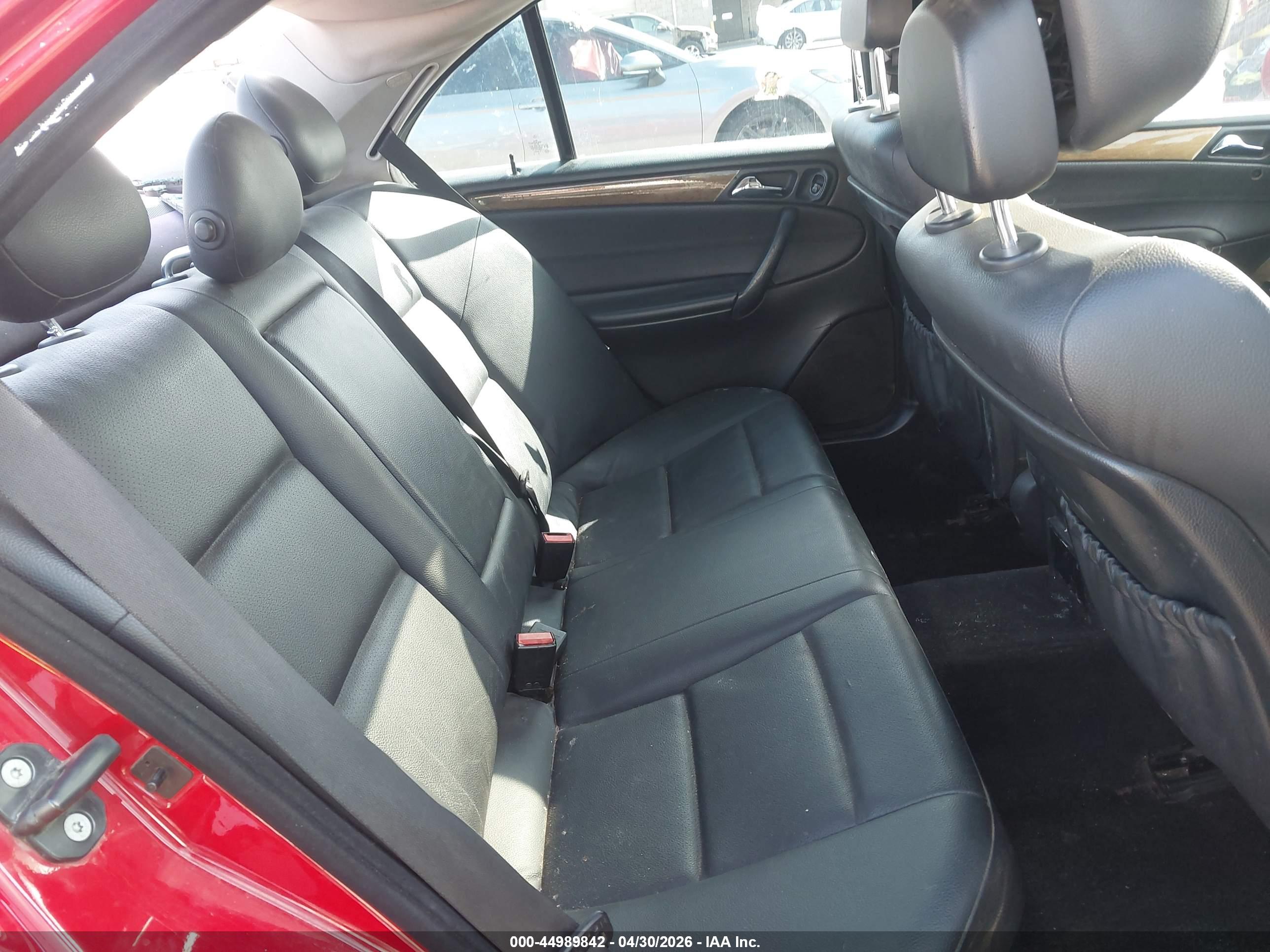 MERCEDES-BENZ C image 8
