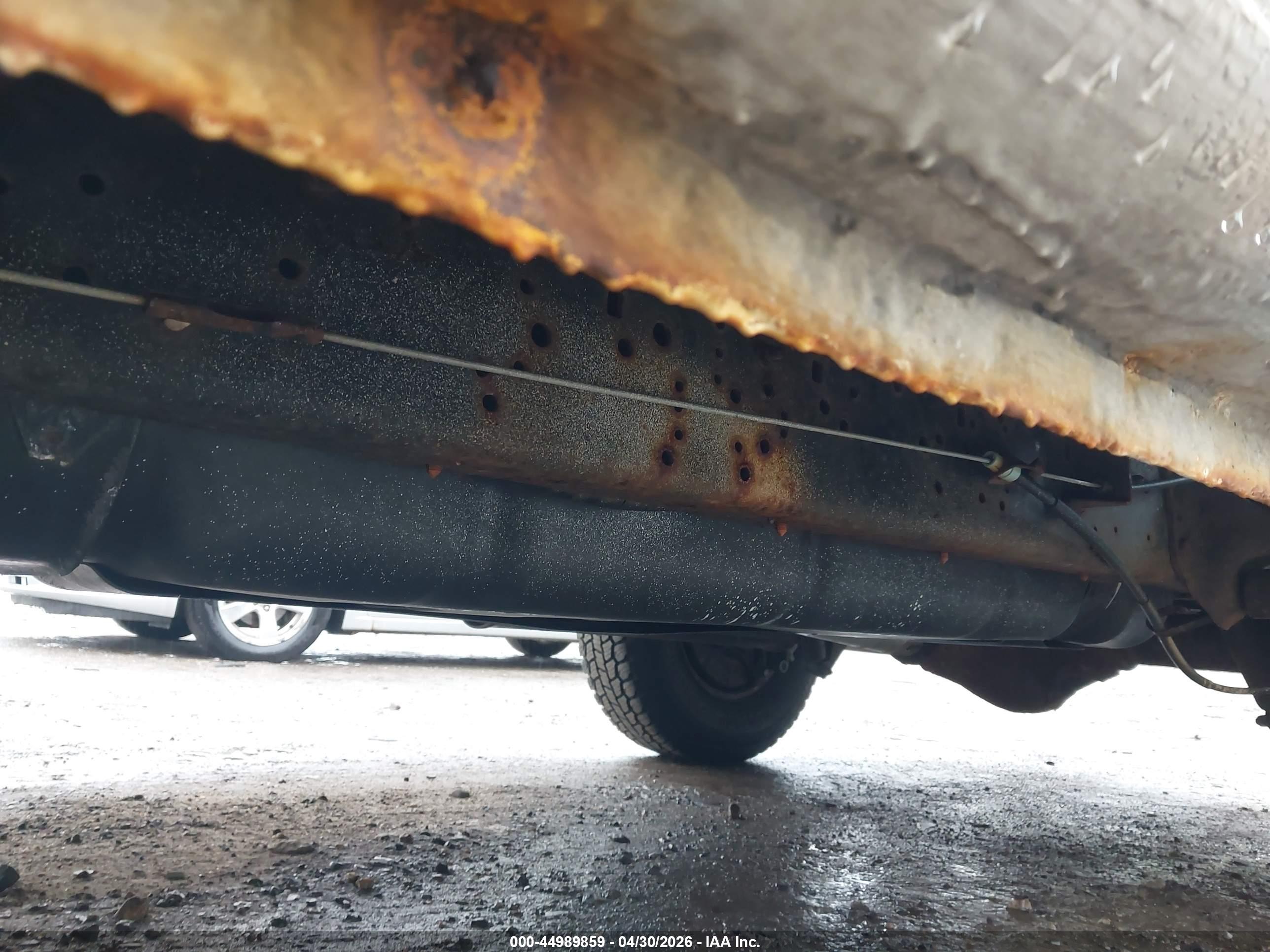 FORD E-350 image 6
